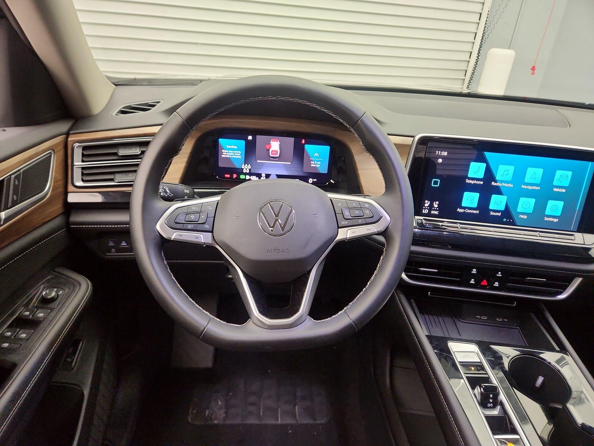 Thumbnail: 2025 Volkswagen Atlas - 10