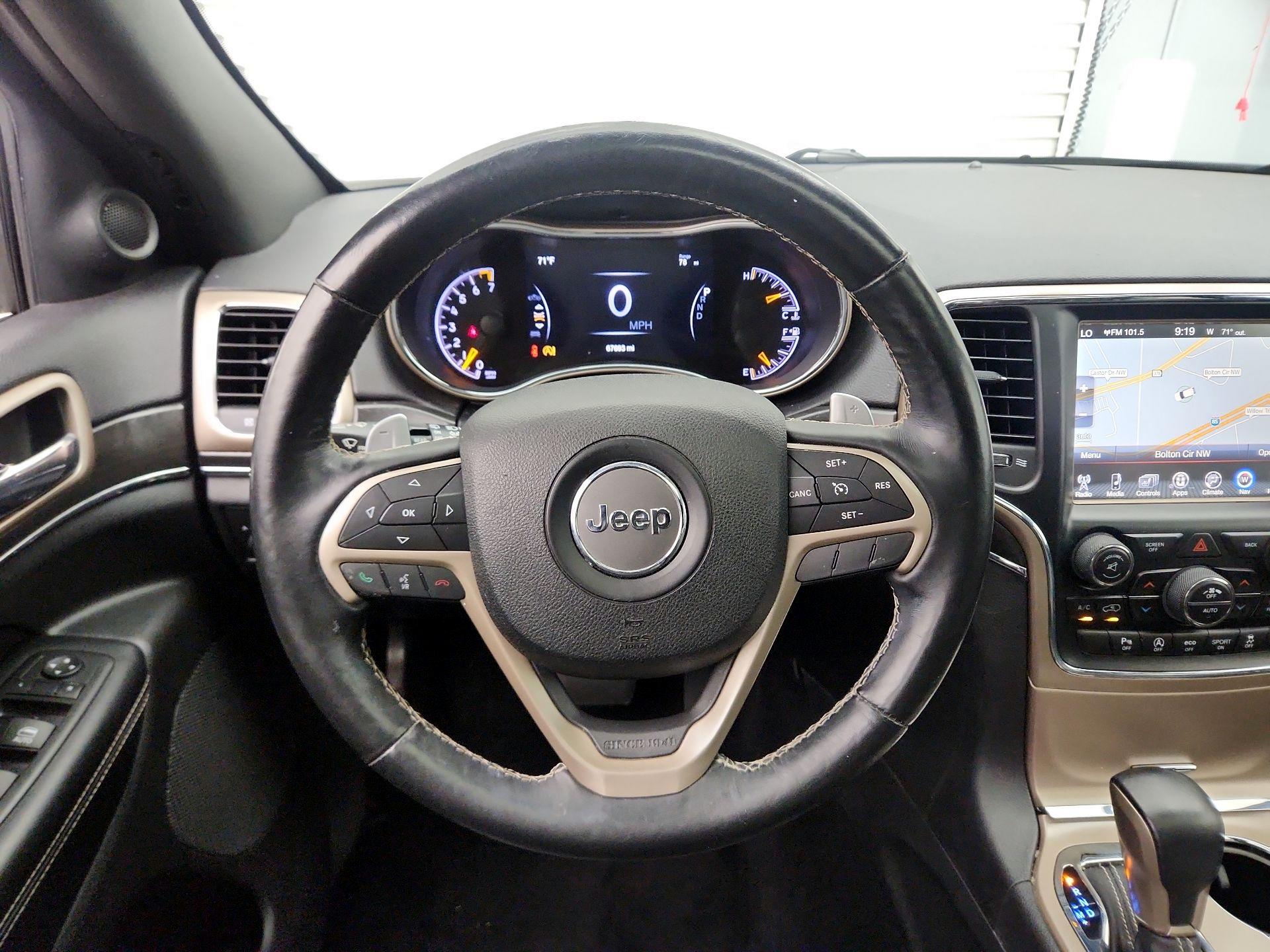 Thumbnail: 2017 Jeep Grand Cherokee - 10