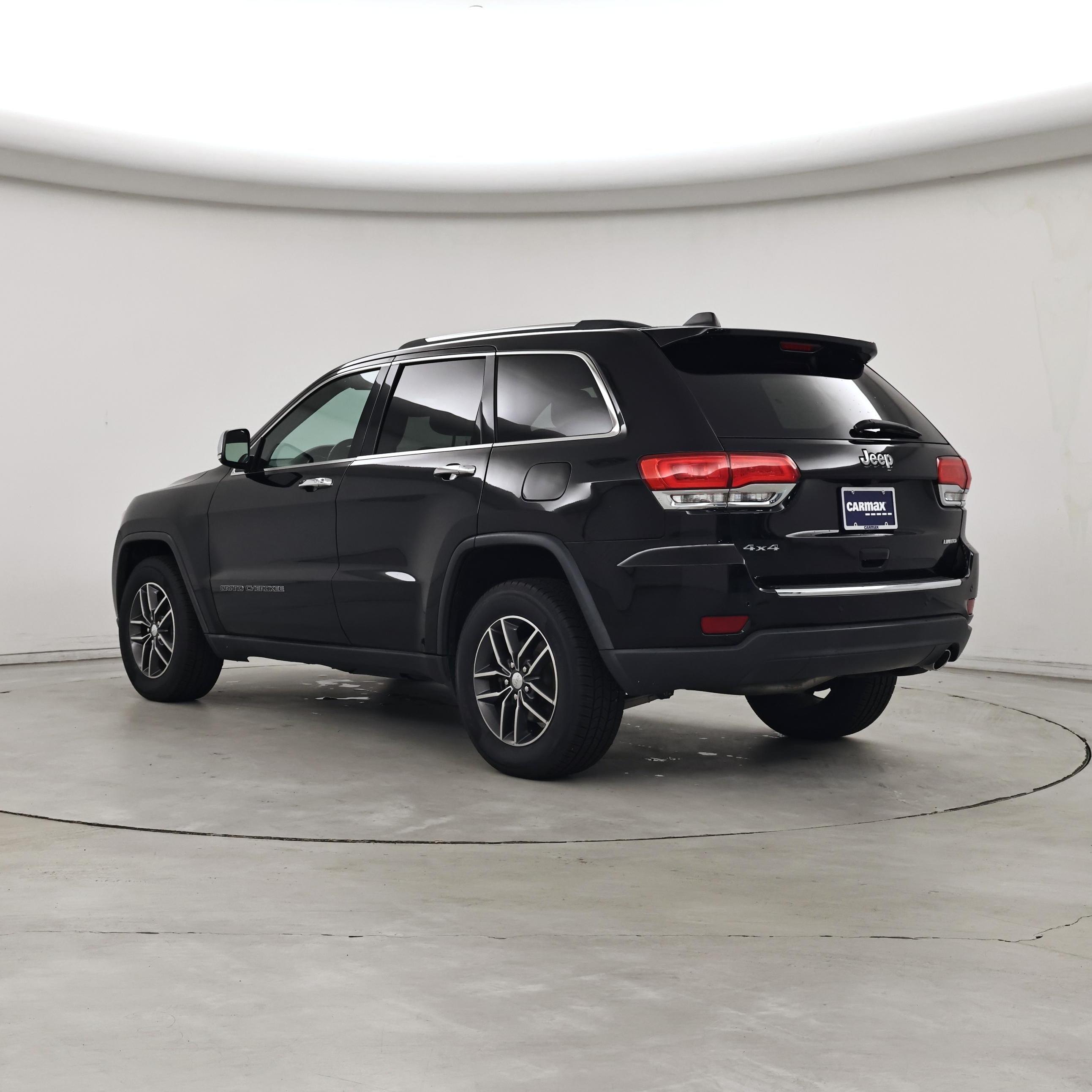 Thumbnail: 2017 Jeep Grand Cherokee - 2