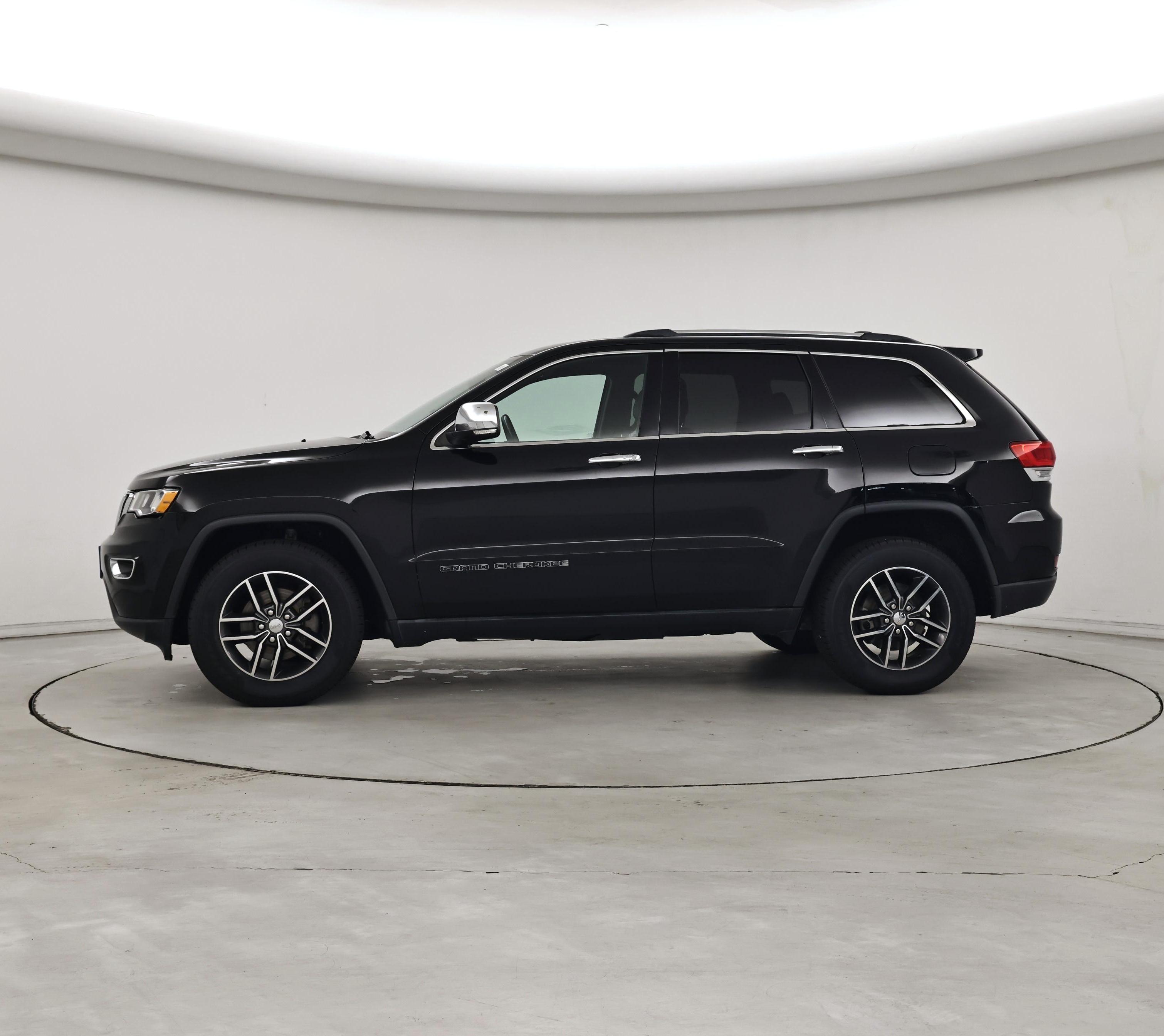 Thumbnail: 2017 Jeep Grand Cherokee - 3