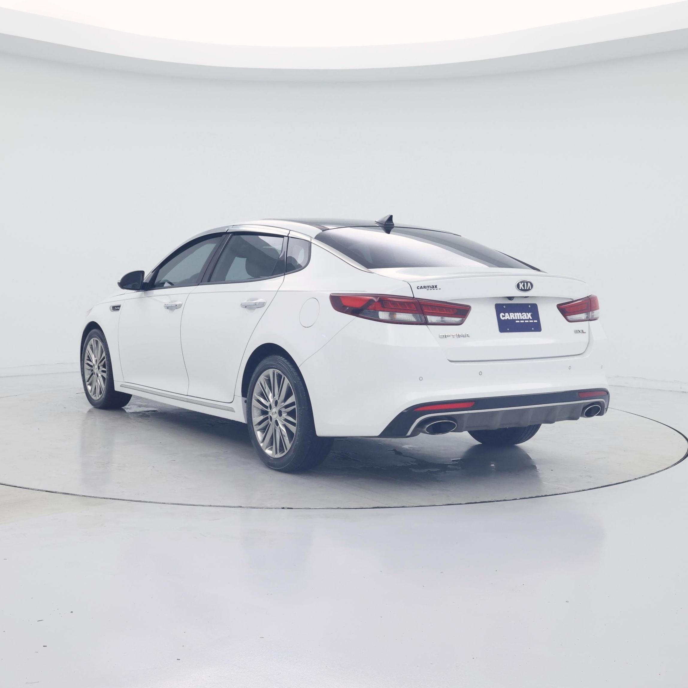 Thumbnail: 2016 Kia Optima - 2