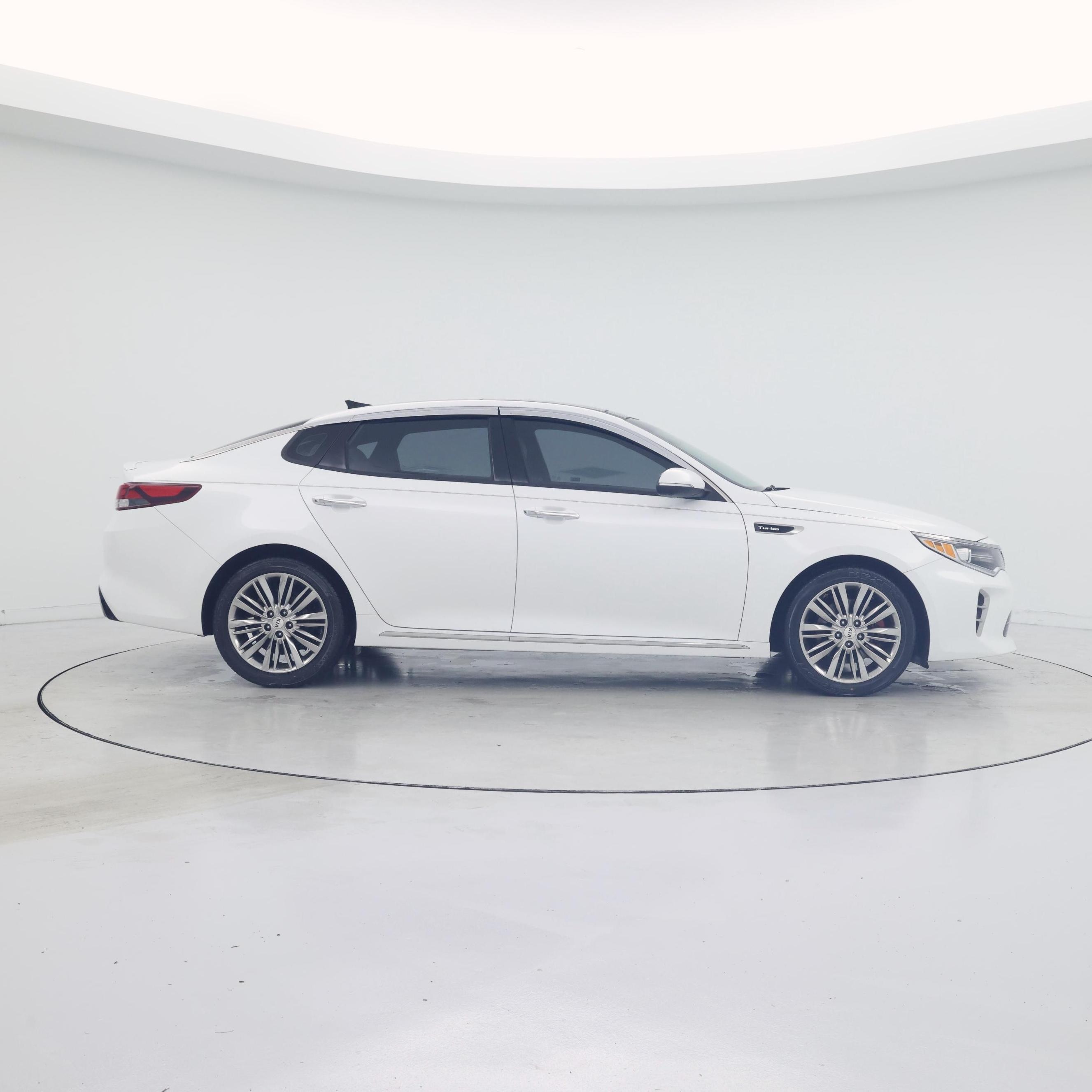 Thumbnail: 2016 Kia Optima - 7