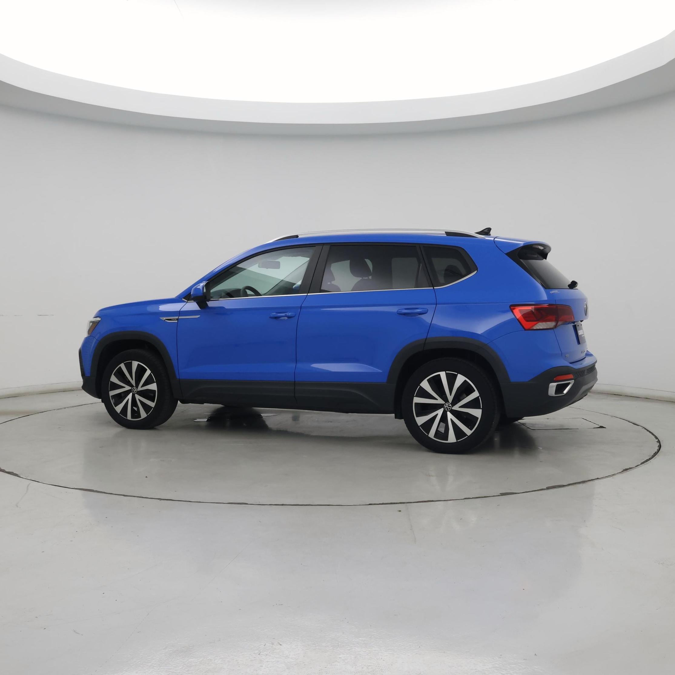 Thumbnail: 2022 Volkswagen Taos - 3