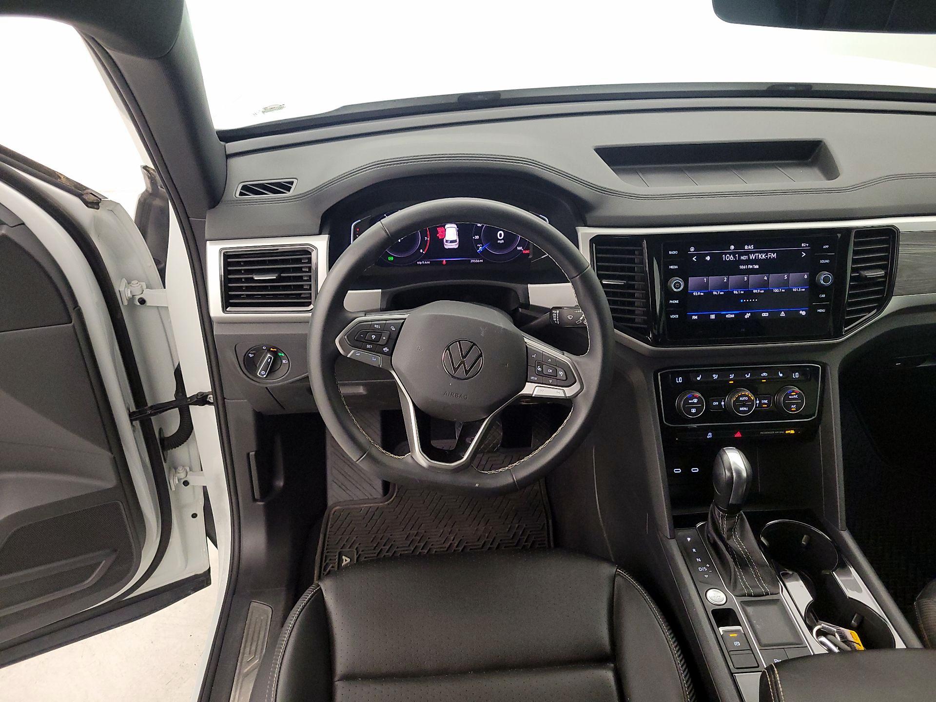 Thumbnail: 2023 Volkswagen Atlas - 10