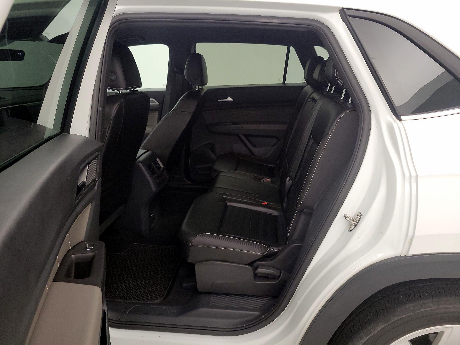 Thumbnail: 2023 Volkswagen Atlas - 19