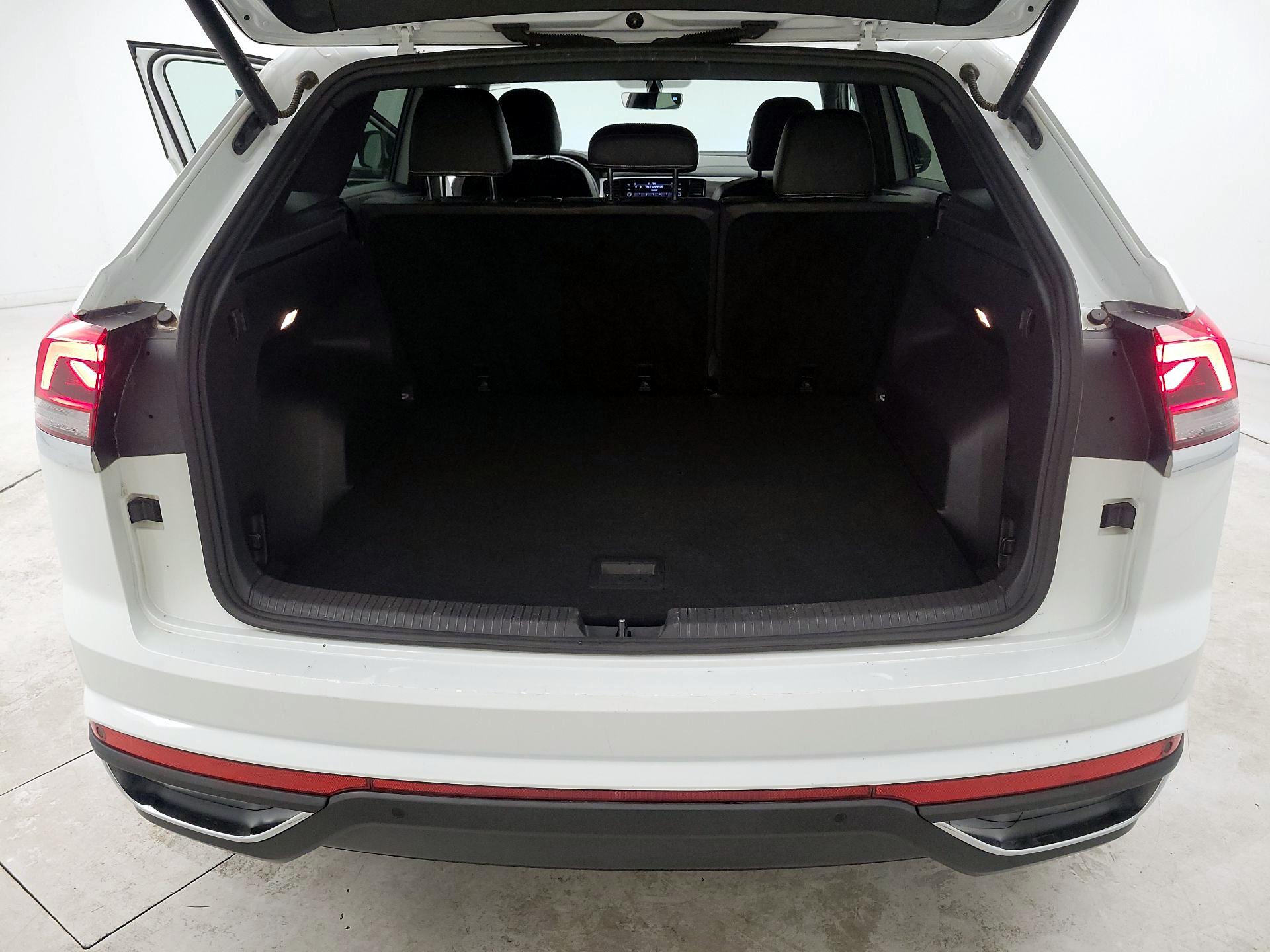 Thumbnail: 2023 Volkswagen Atlas - 20
