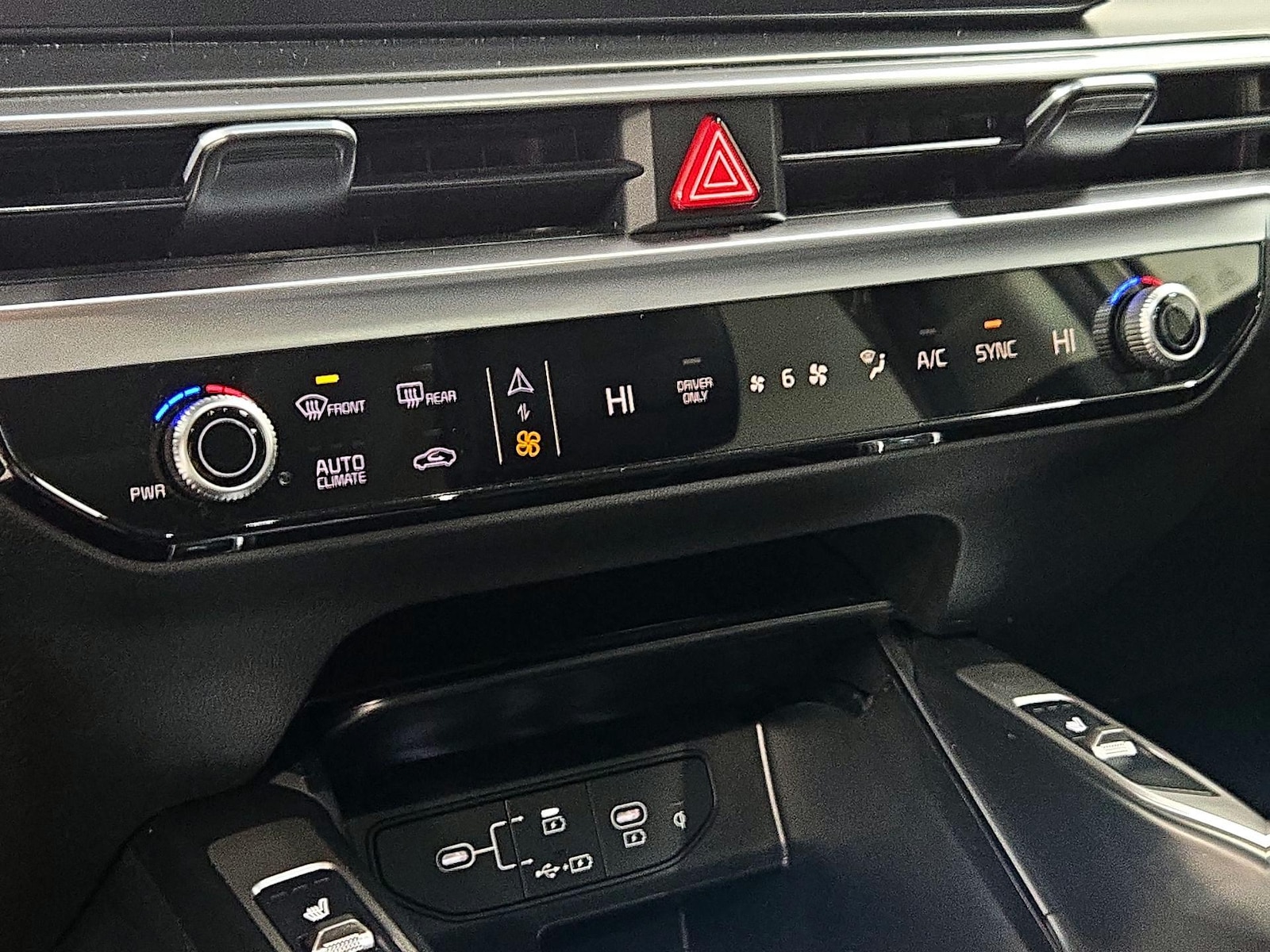 2025 Kia Sorento EX Hybrid - Photo 18