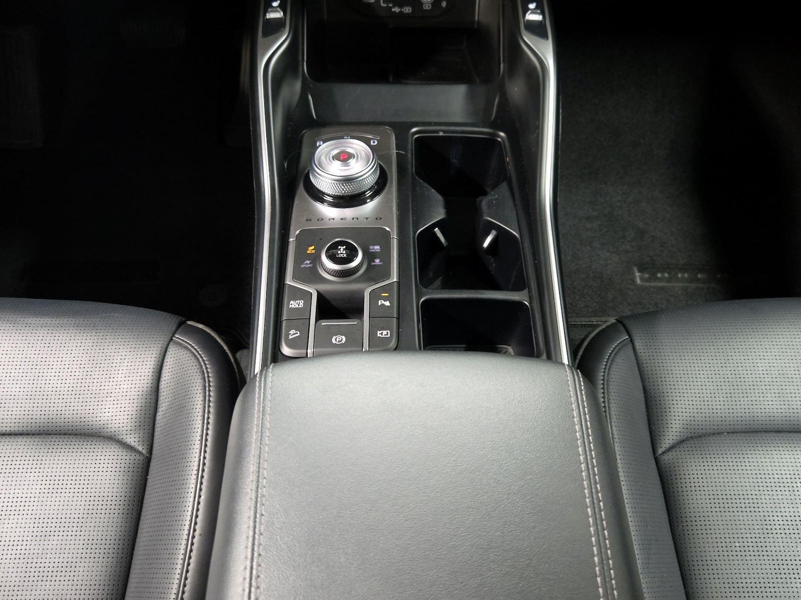 2025 Kia Sorento EX Hybrid - Photo 19