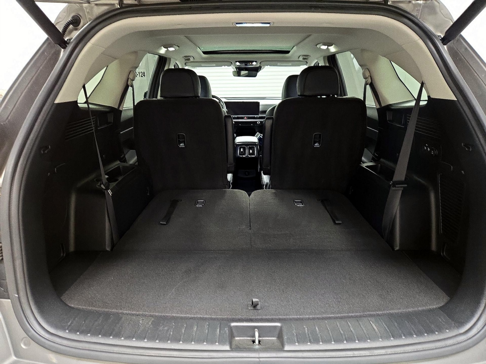 2025 Kia Sorento EX Hybrid - Photo 25