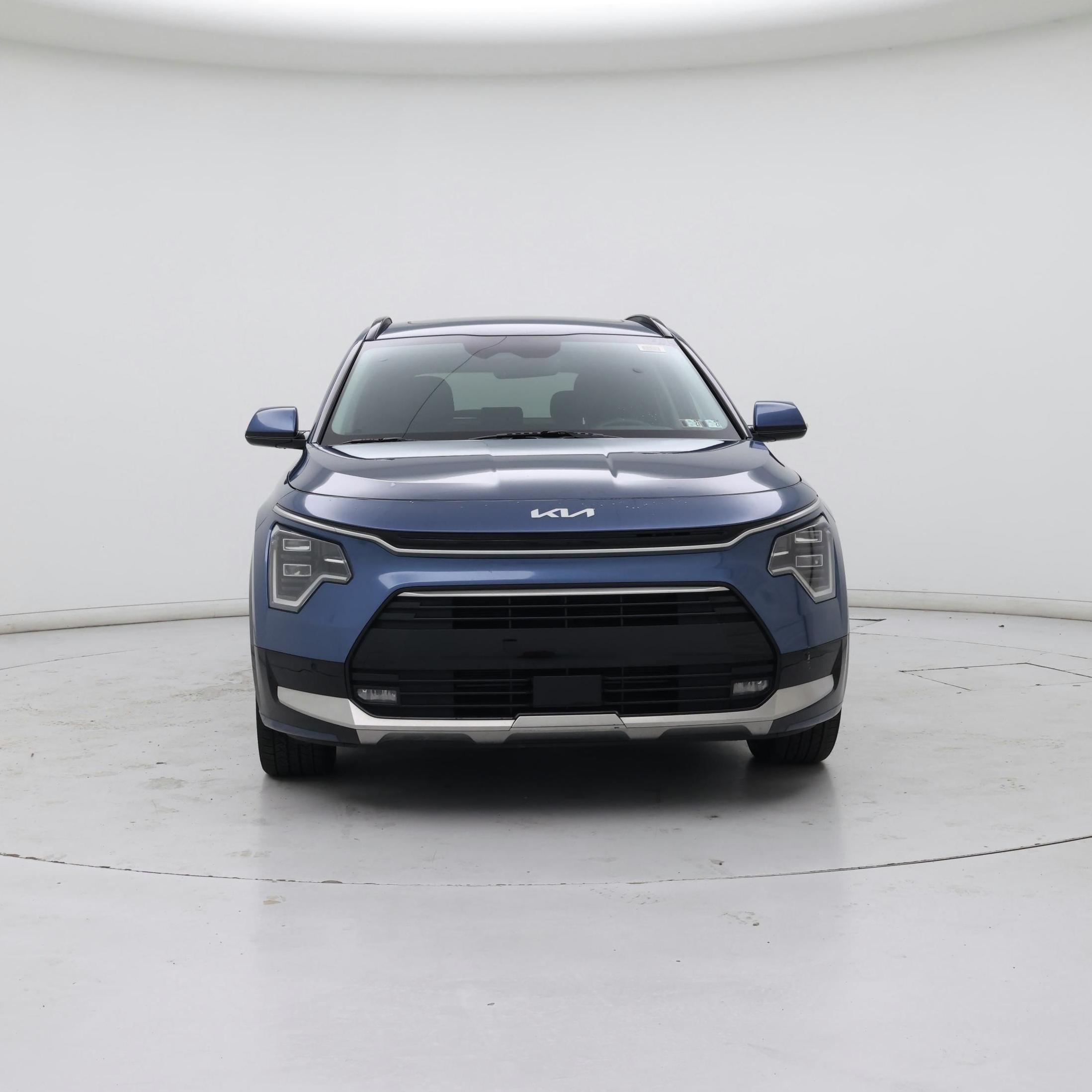 Thumbnail: 2023 Kia Niro - 5