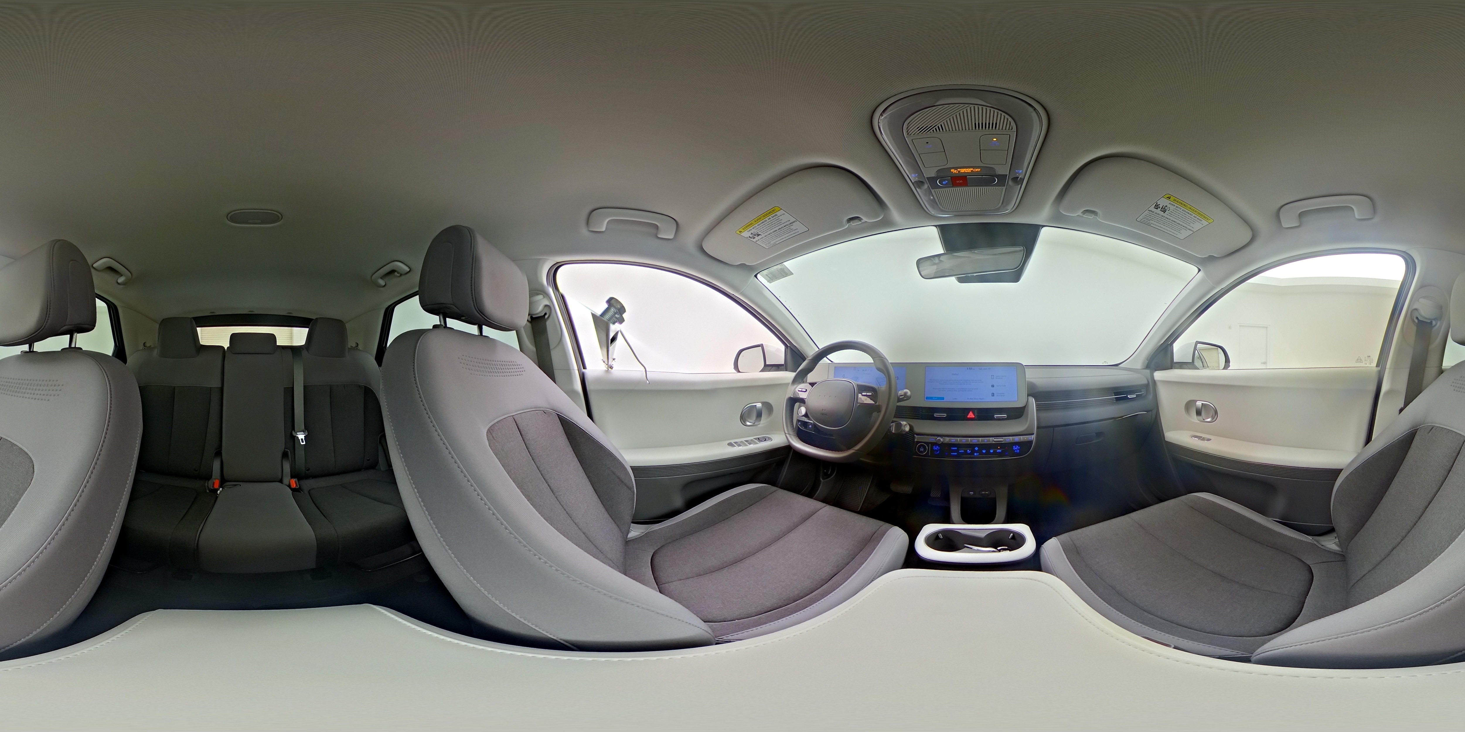 2024 Hyundai IONIQ 5 SE - Photo 25