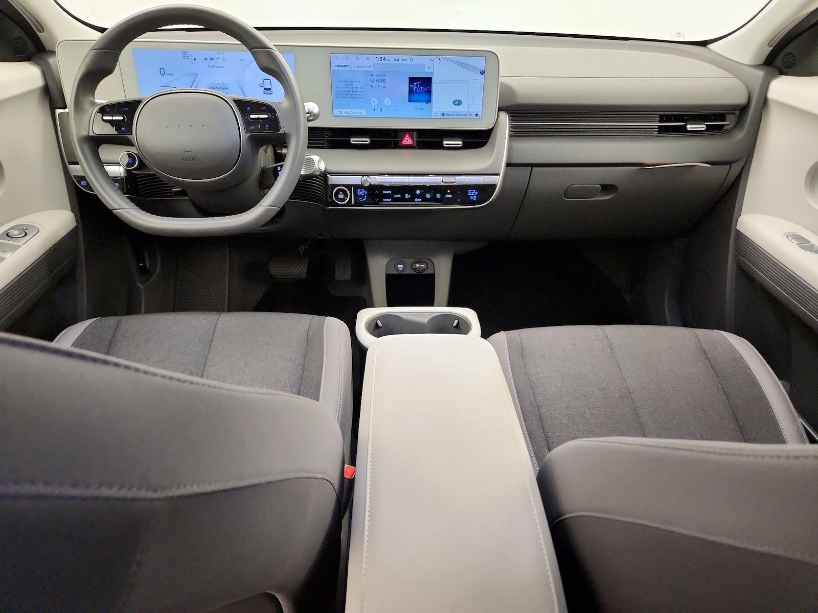 2024 Hyundai IONIQ 5 SE - Photo 10