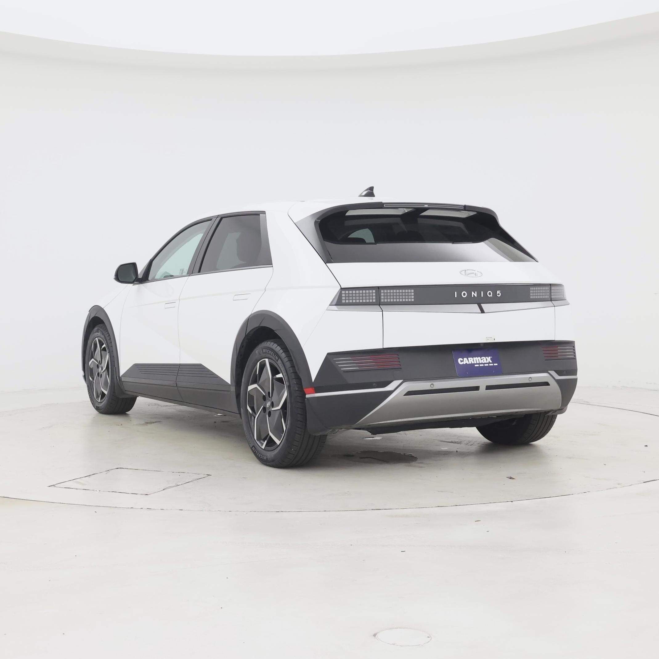 Thumbnail: 2024 Hyundai Ioniq 5 - 2