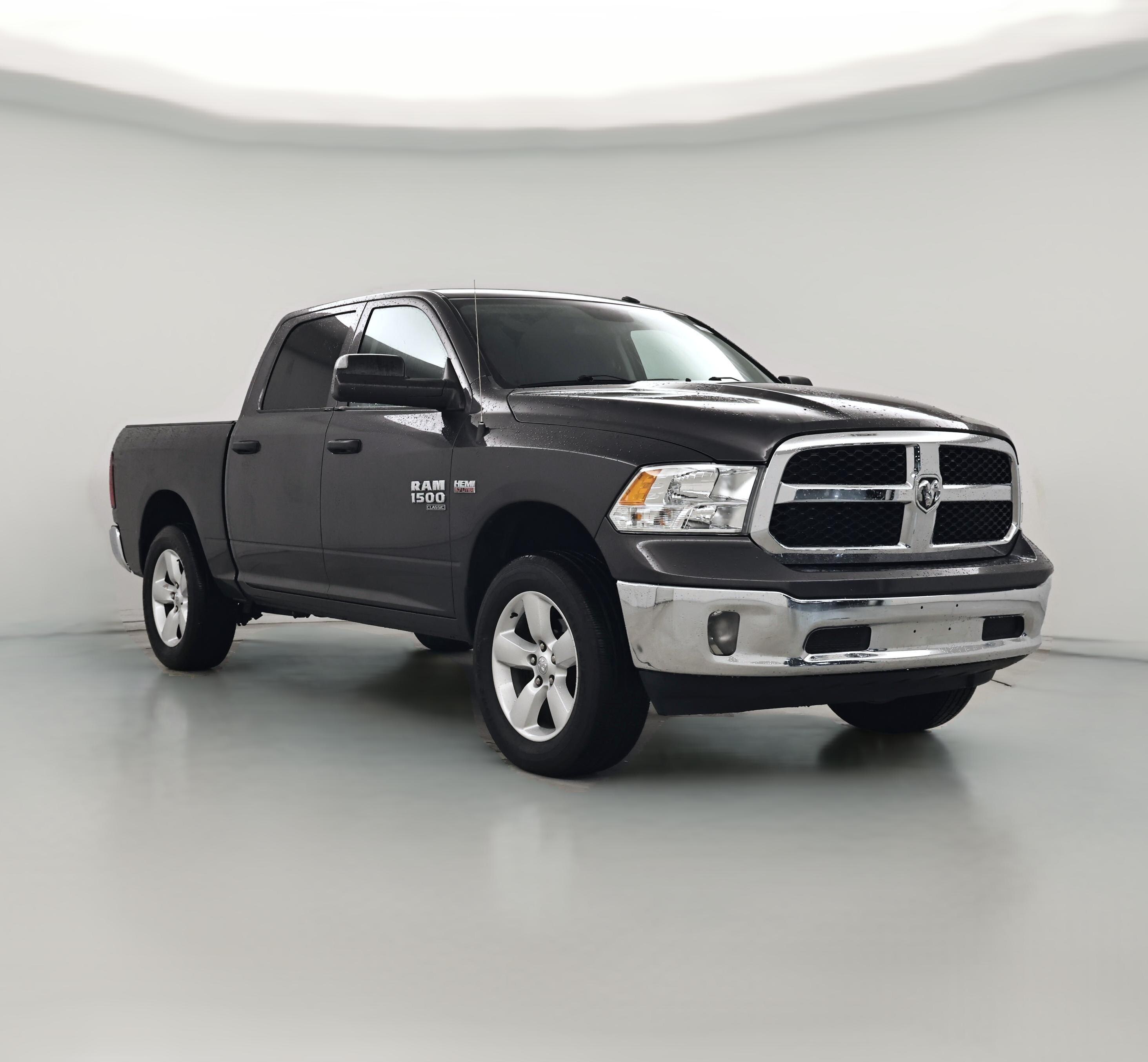 Thumbnail: 2021 RAM 1500 Classic - 1
