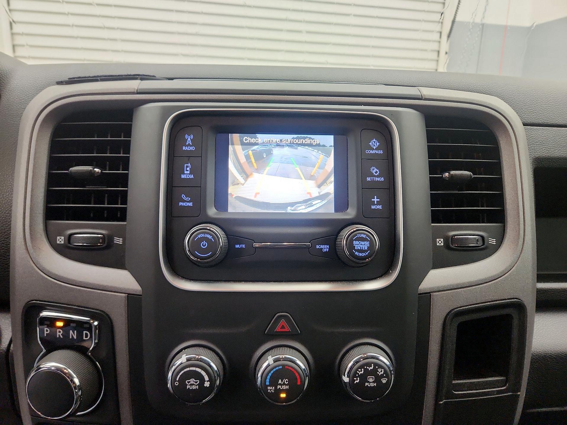 Thumbnail: 2021 RAM 1500 Classic - 14