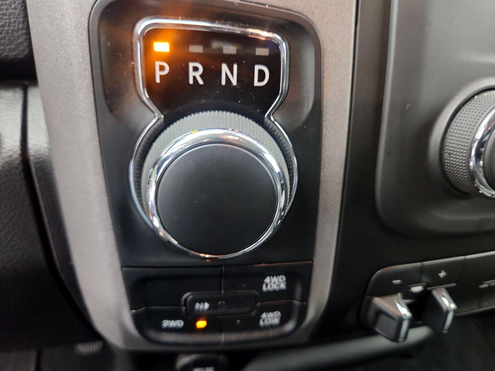 Thumbnail: 2021 RAM 1500 Classic - 17