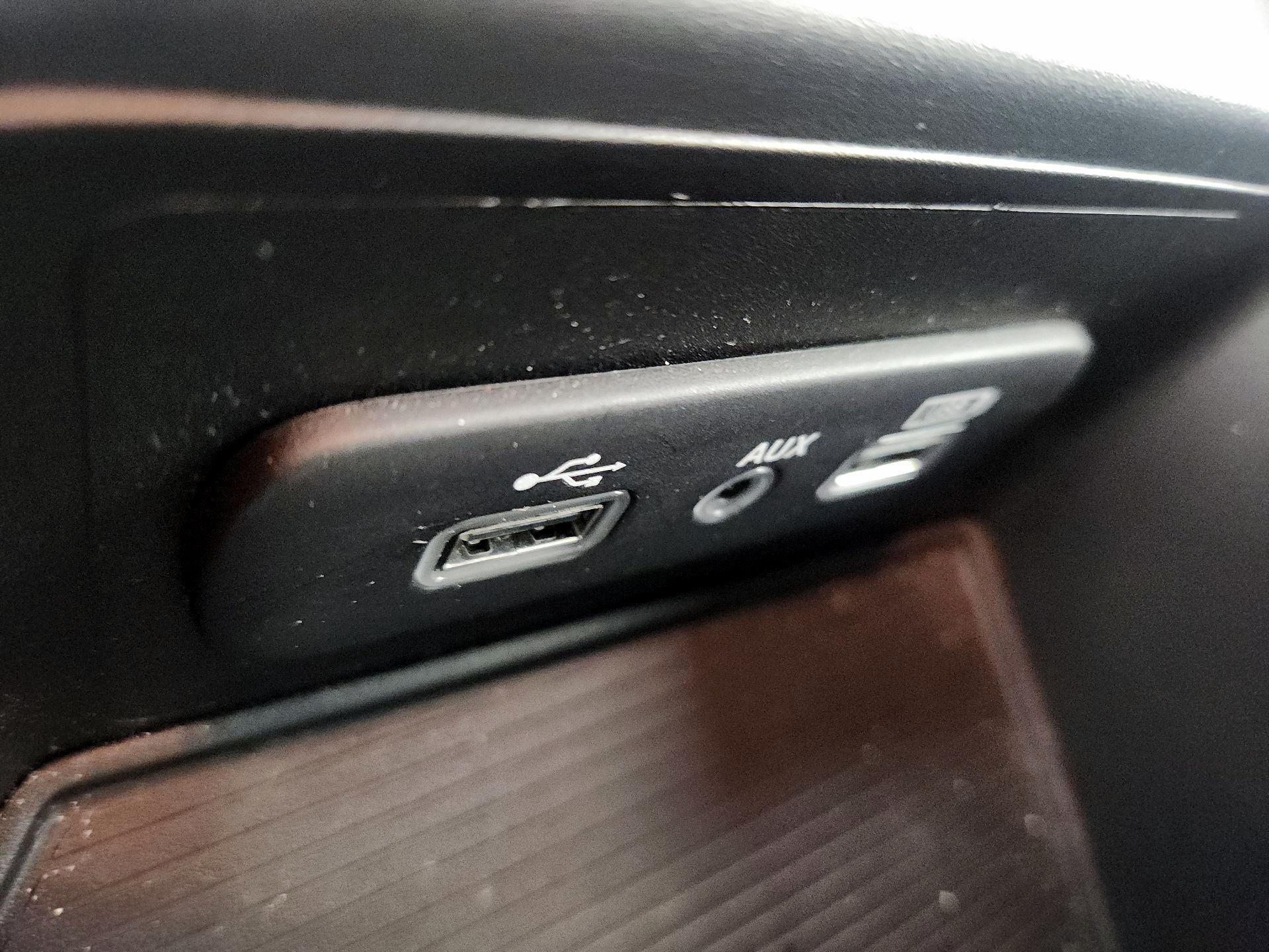 Thumbnail: 2021 RAM 1500 Classic - 18