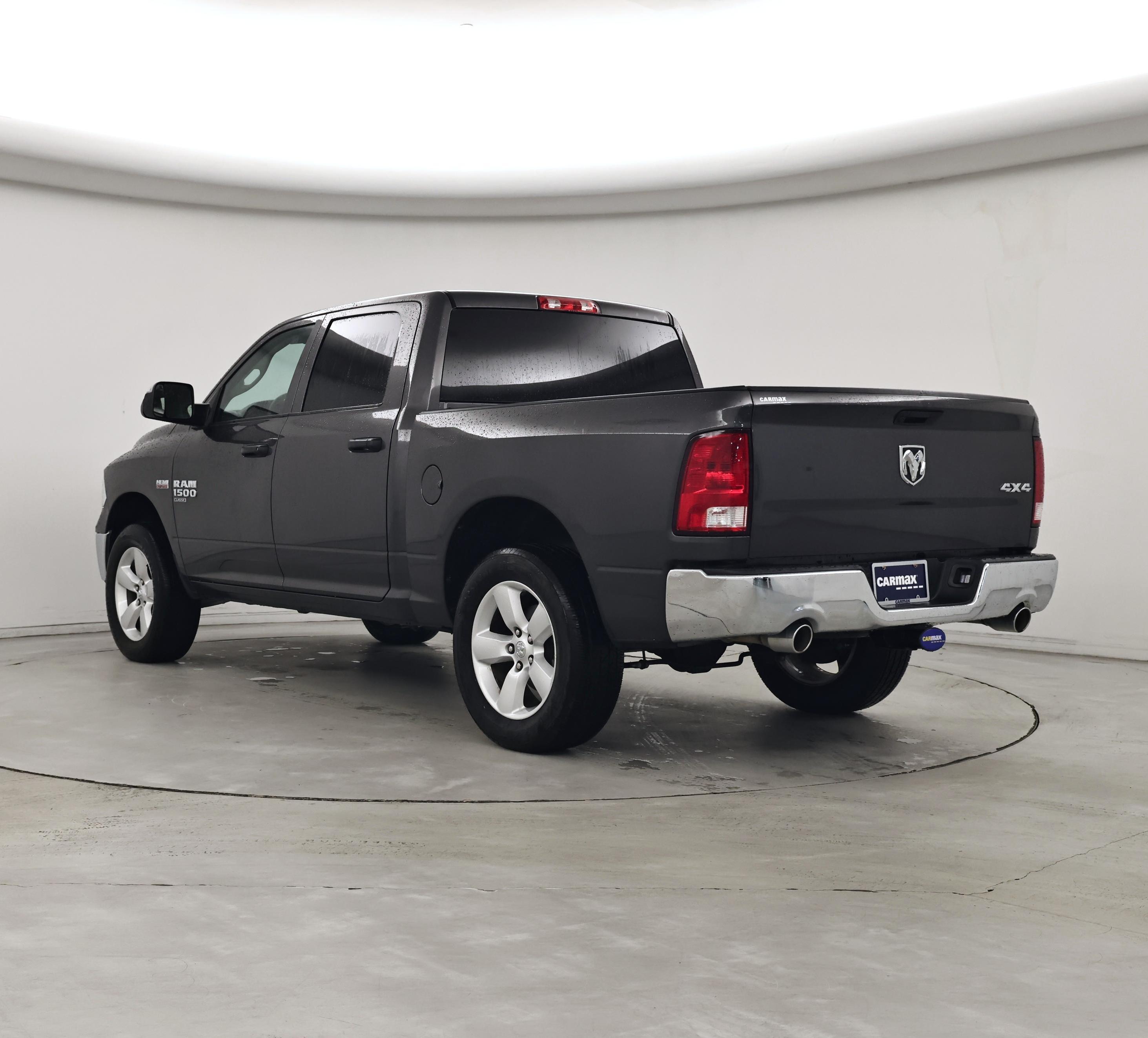 Thumbnail: 2021 RAM 1500 Classic - 2