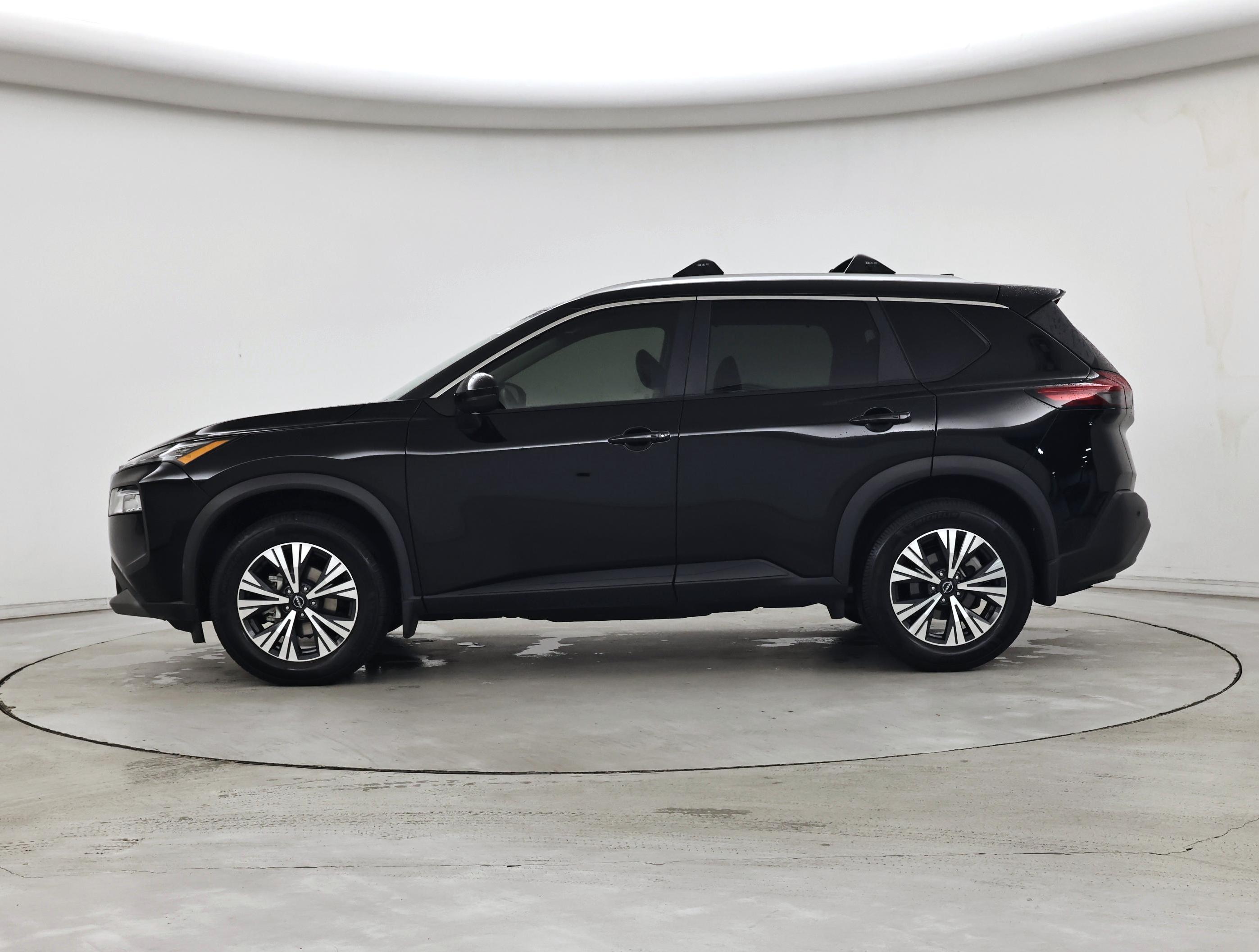 Thumbnail: 2022 Nissan Rogue - 3