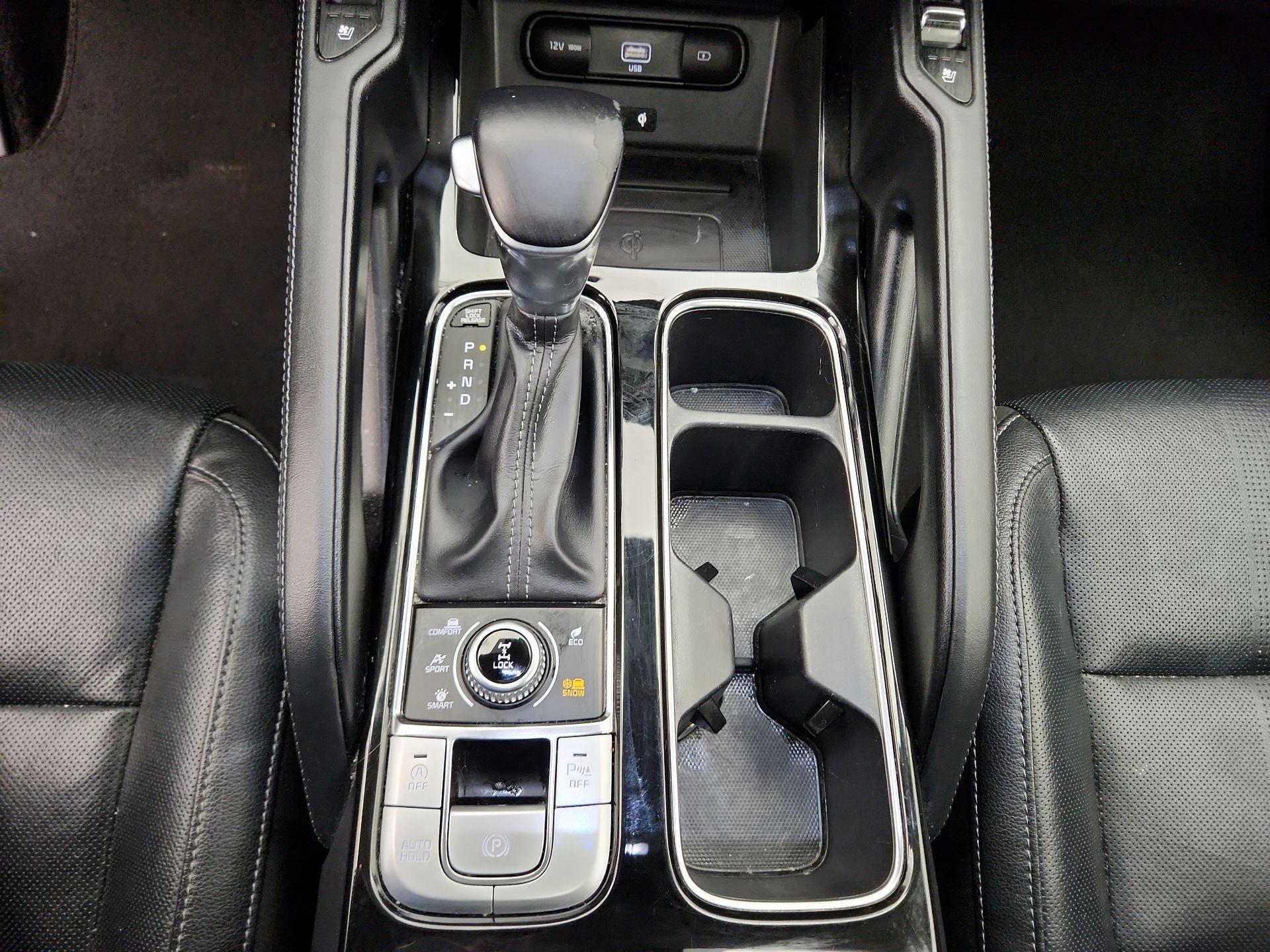 Thumbnail: 2021 Kia Telluride - 18
