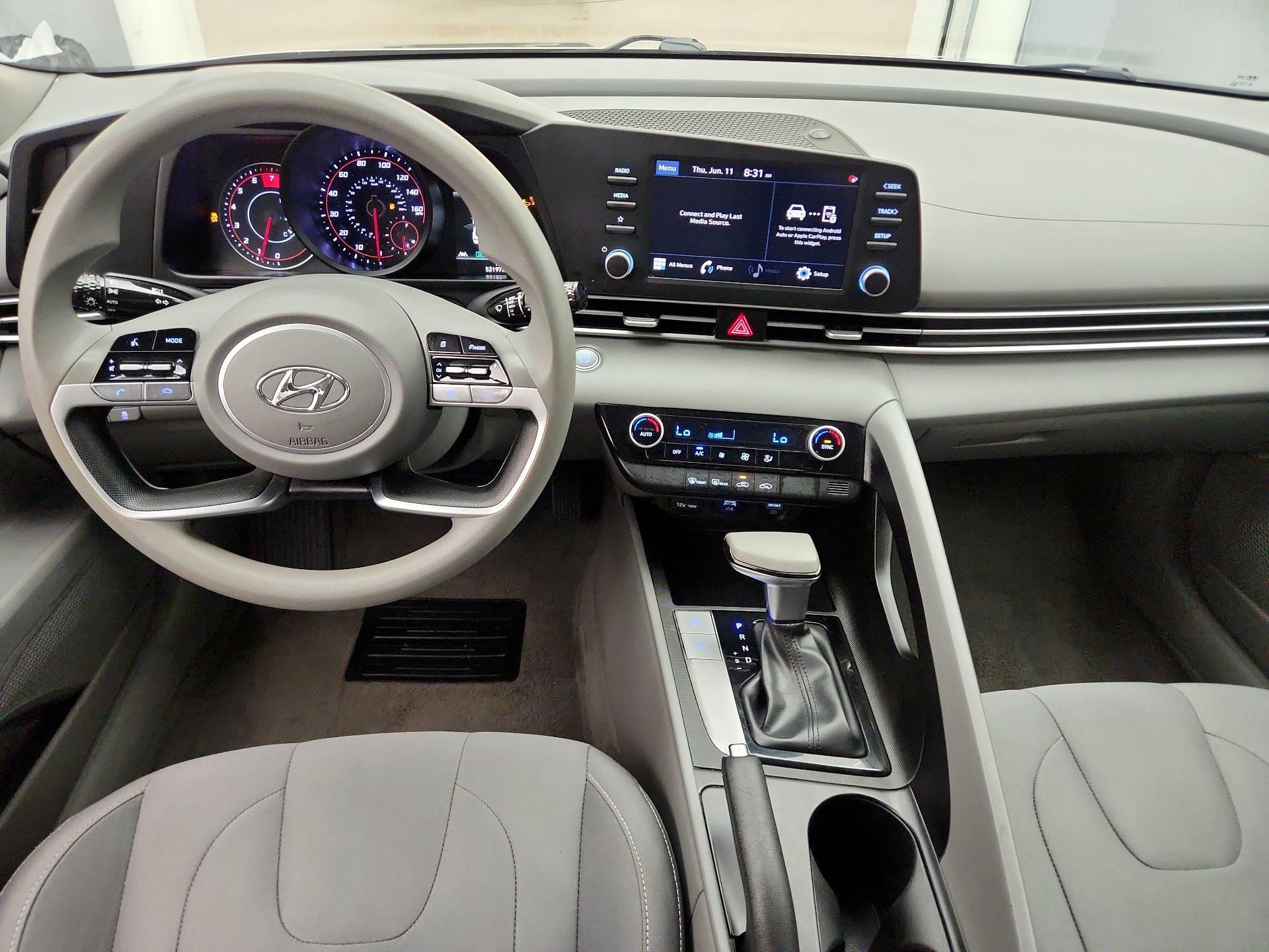 Thumbnail: 2023 Hyundai Elantra - 9