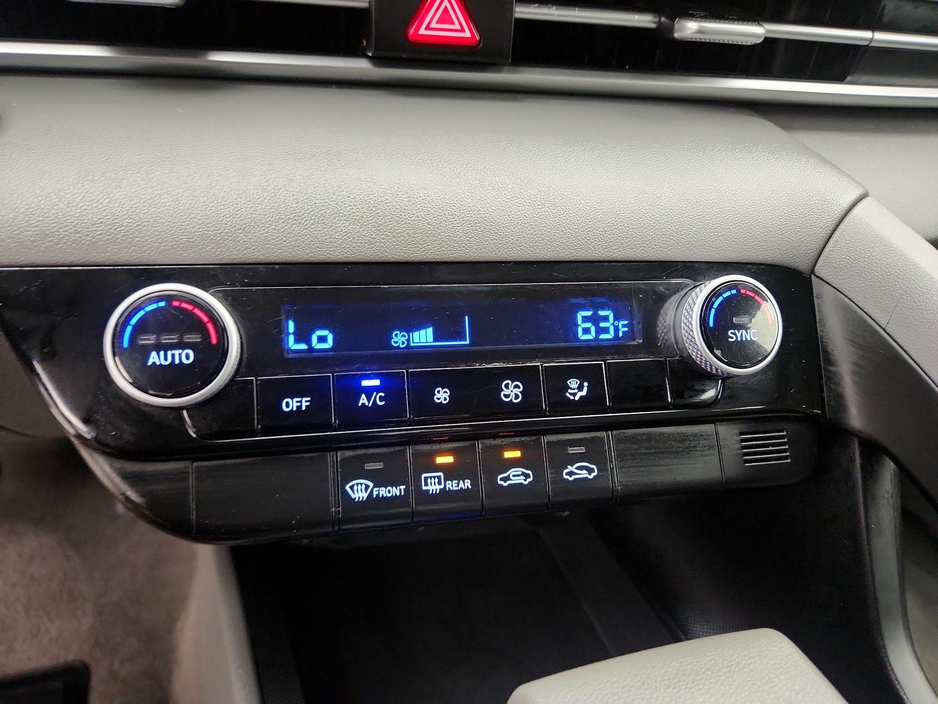 Thumbnail: 2023 Hyundai Elantra - 16