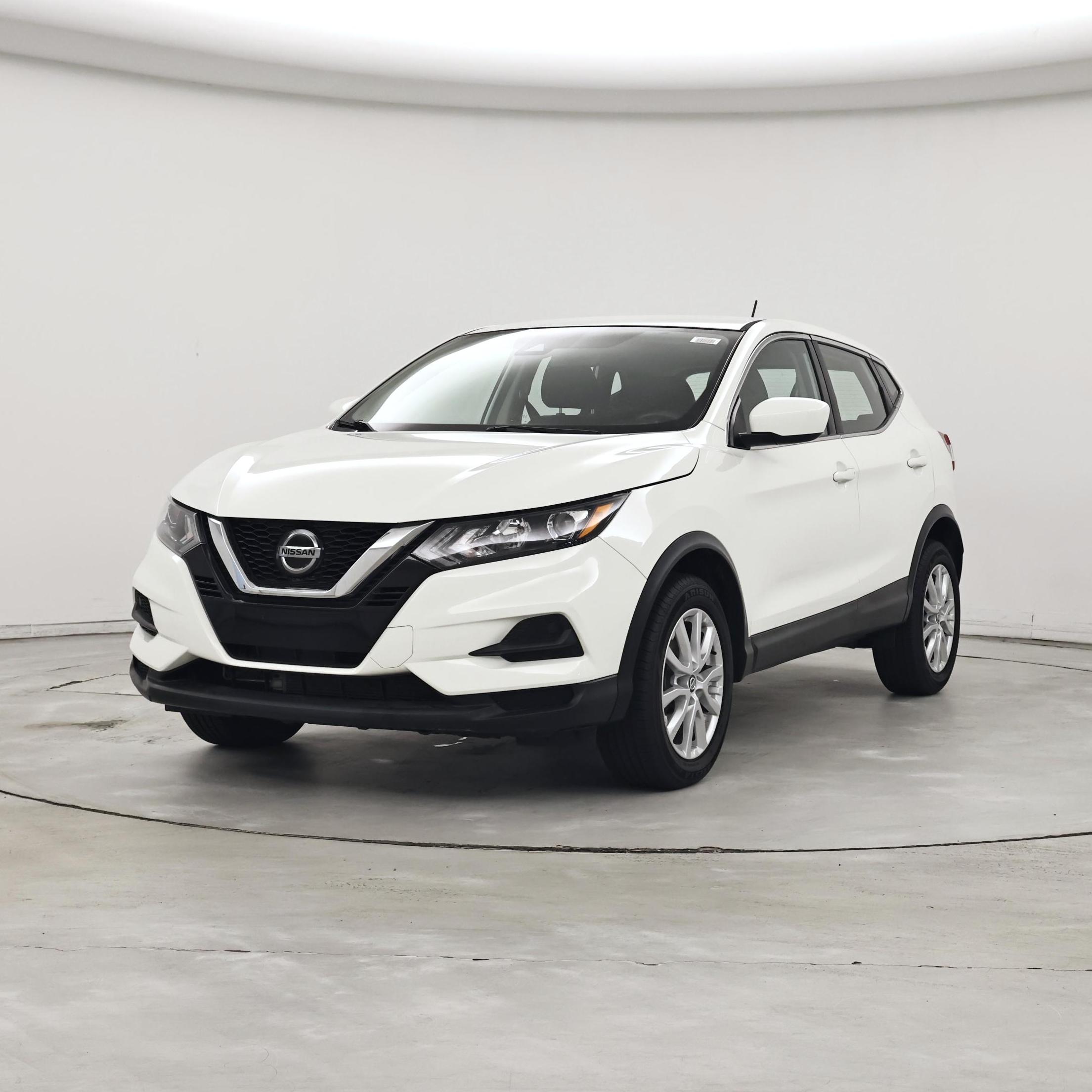 Thumbnail: 2021 Nissan Rogue Sport - 4