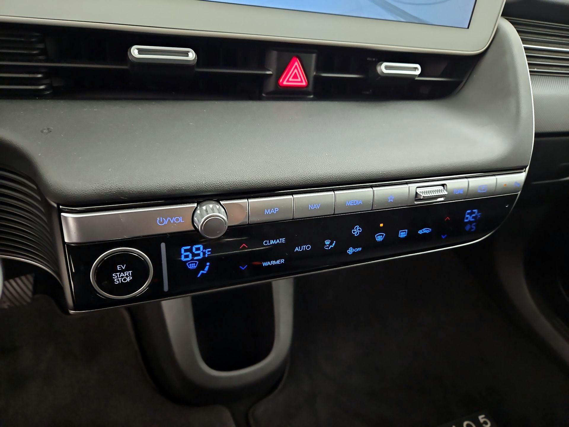 Thumbnail: 2024 Hyundai Ioniq 5 - 17