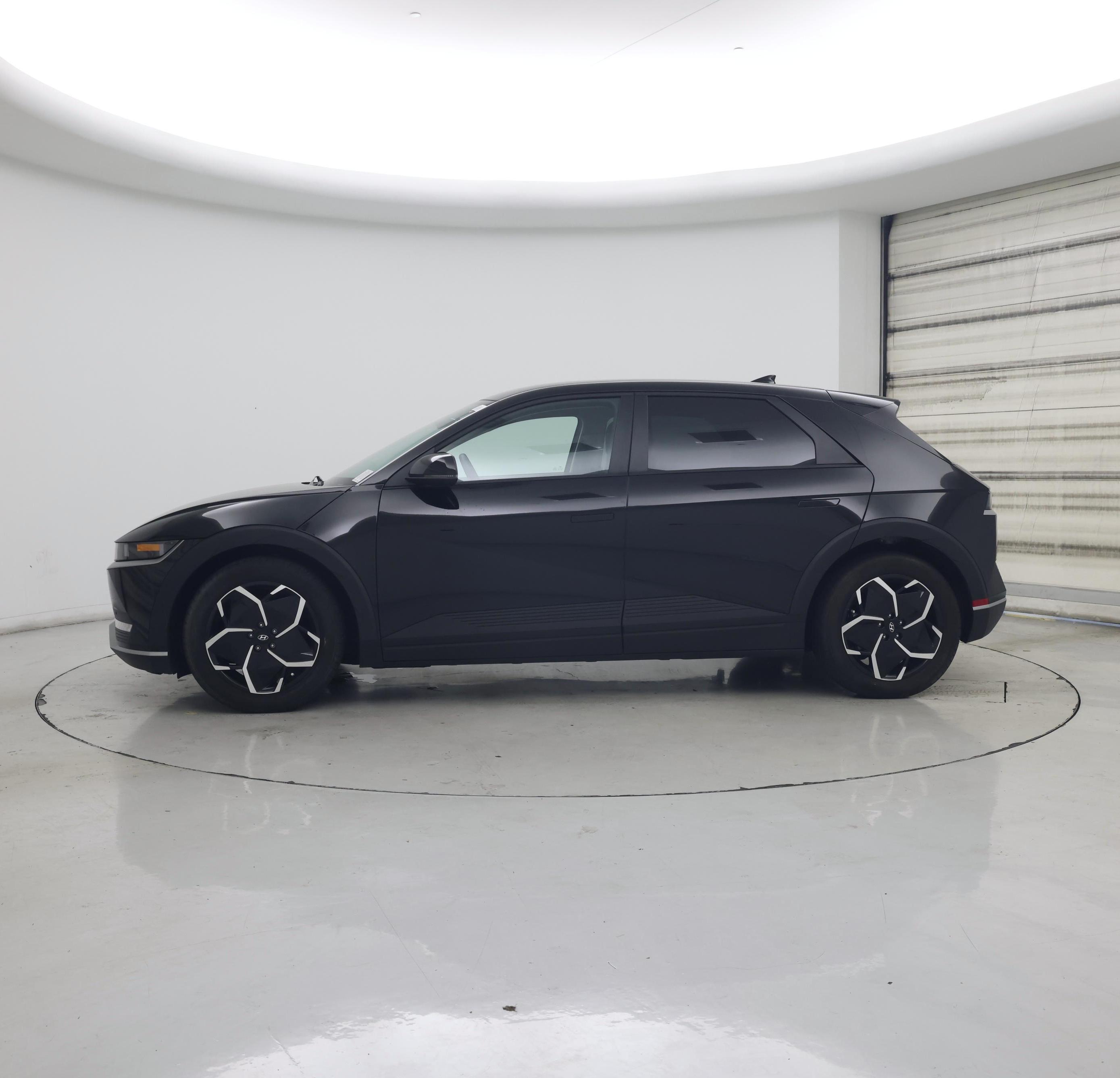 Thumbnail: 2024 Hyundai Ioniq 5 - 3