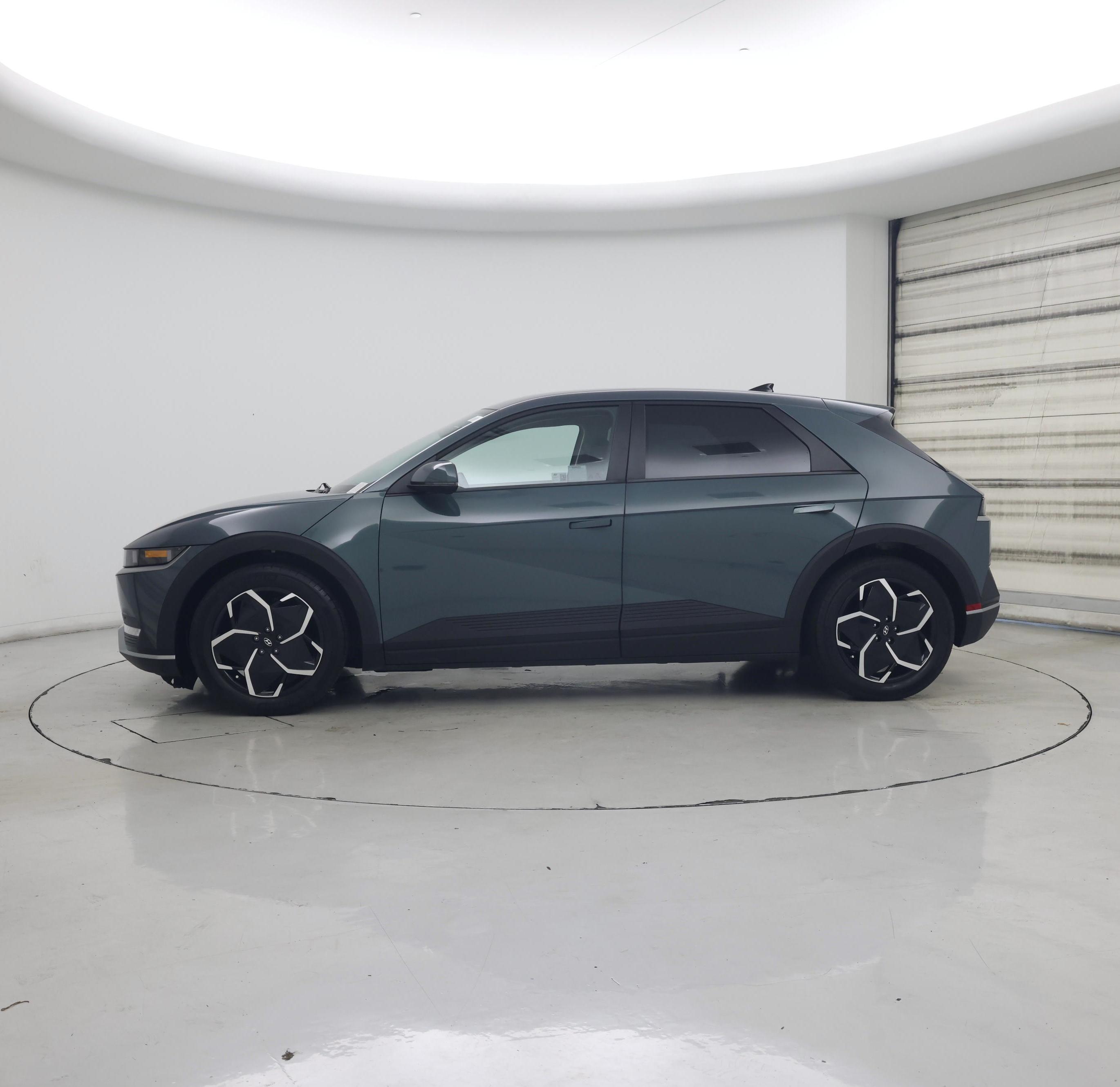Thumbnail: 2024 Hyundai Ioniq 5 - 3