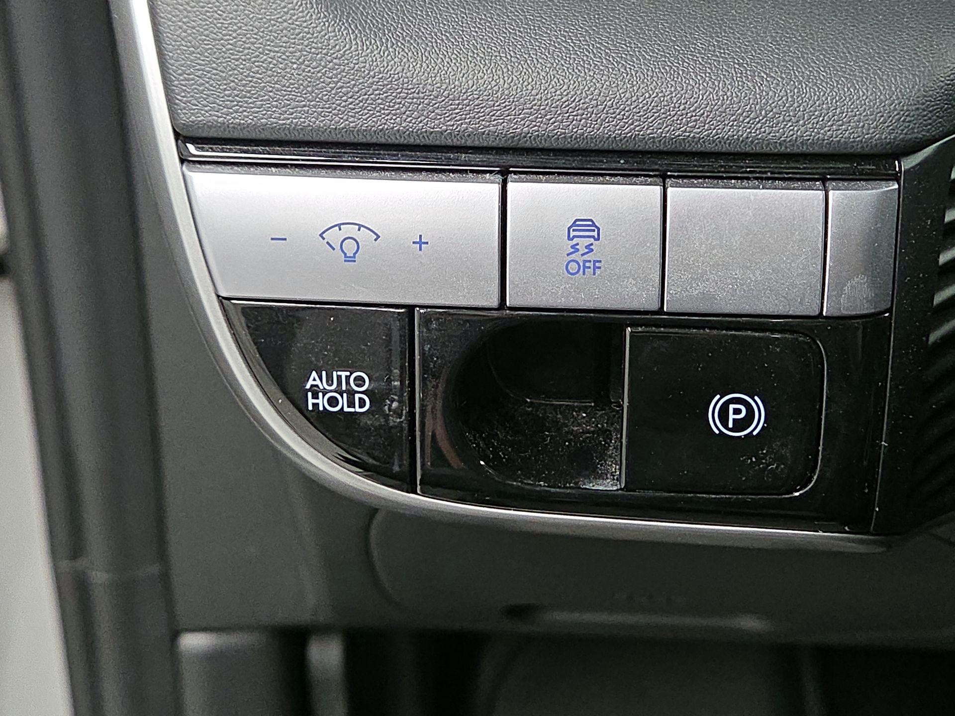 Thumbnail: 2024 Hyundai Ioniq 5 - 13