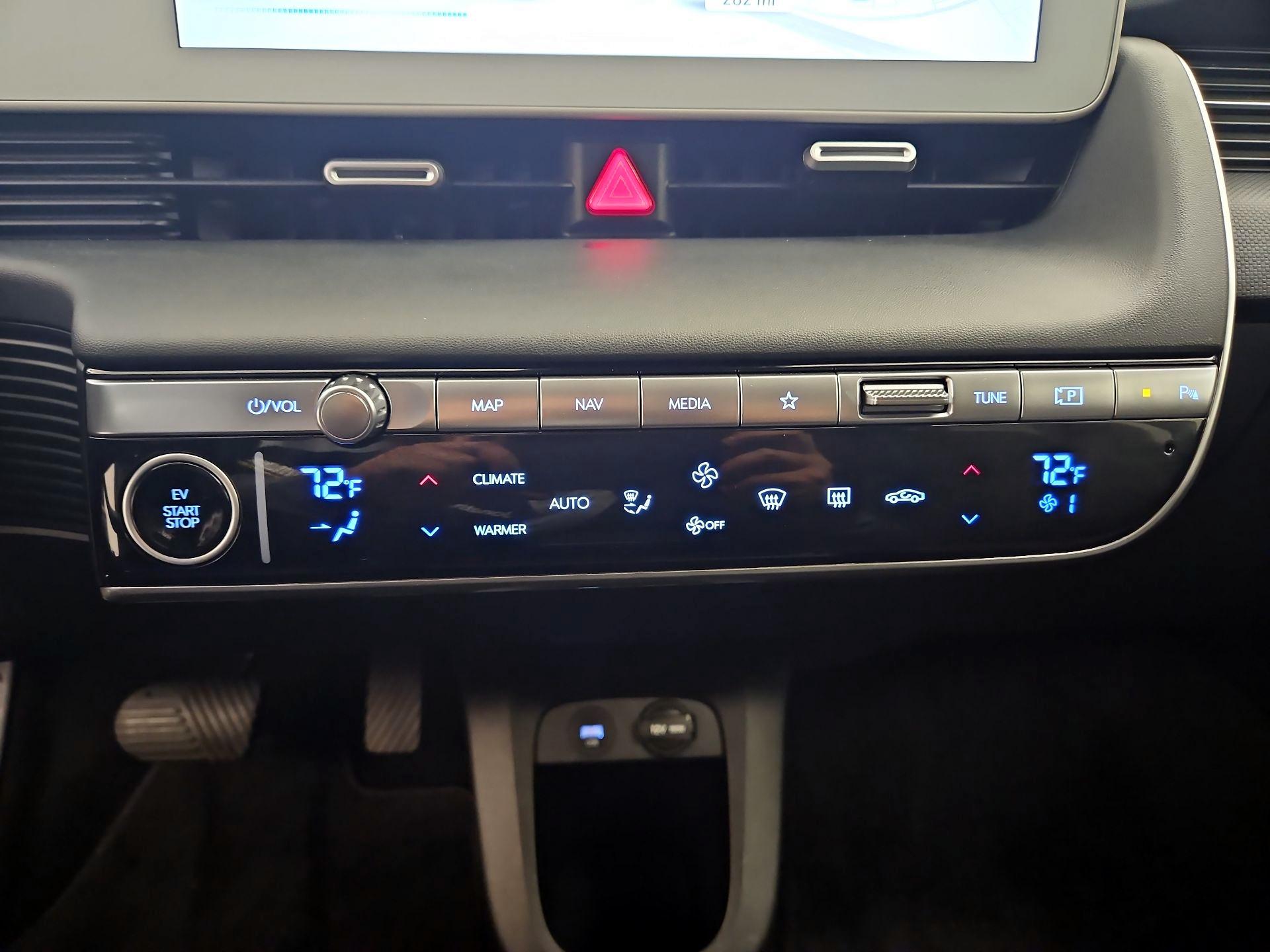 Thumbnail: 2024 Hyundai Ioniq 5 - 17