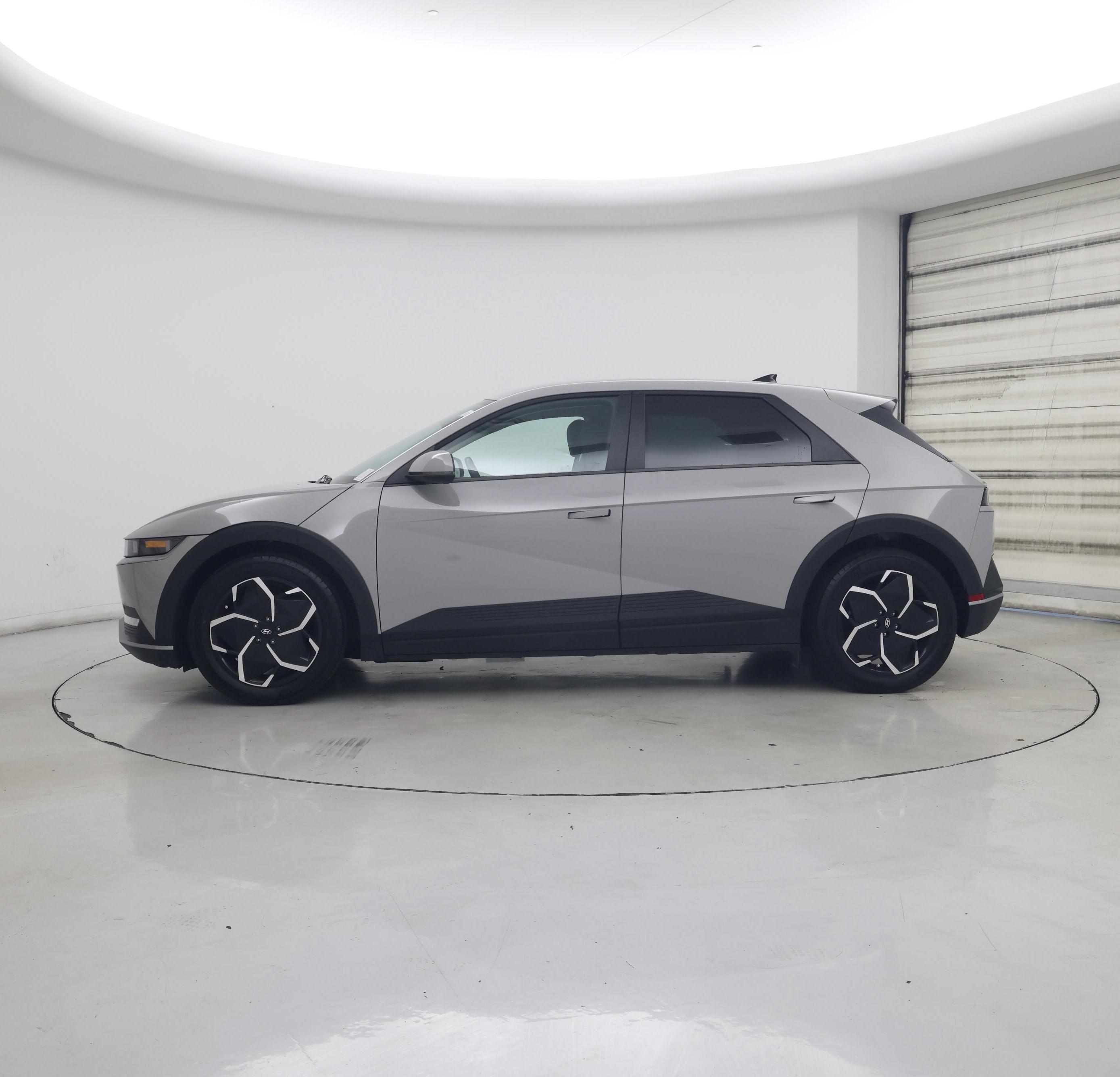 Thumbnail: 2024 Hyundai Ioniq 5 - 3