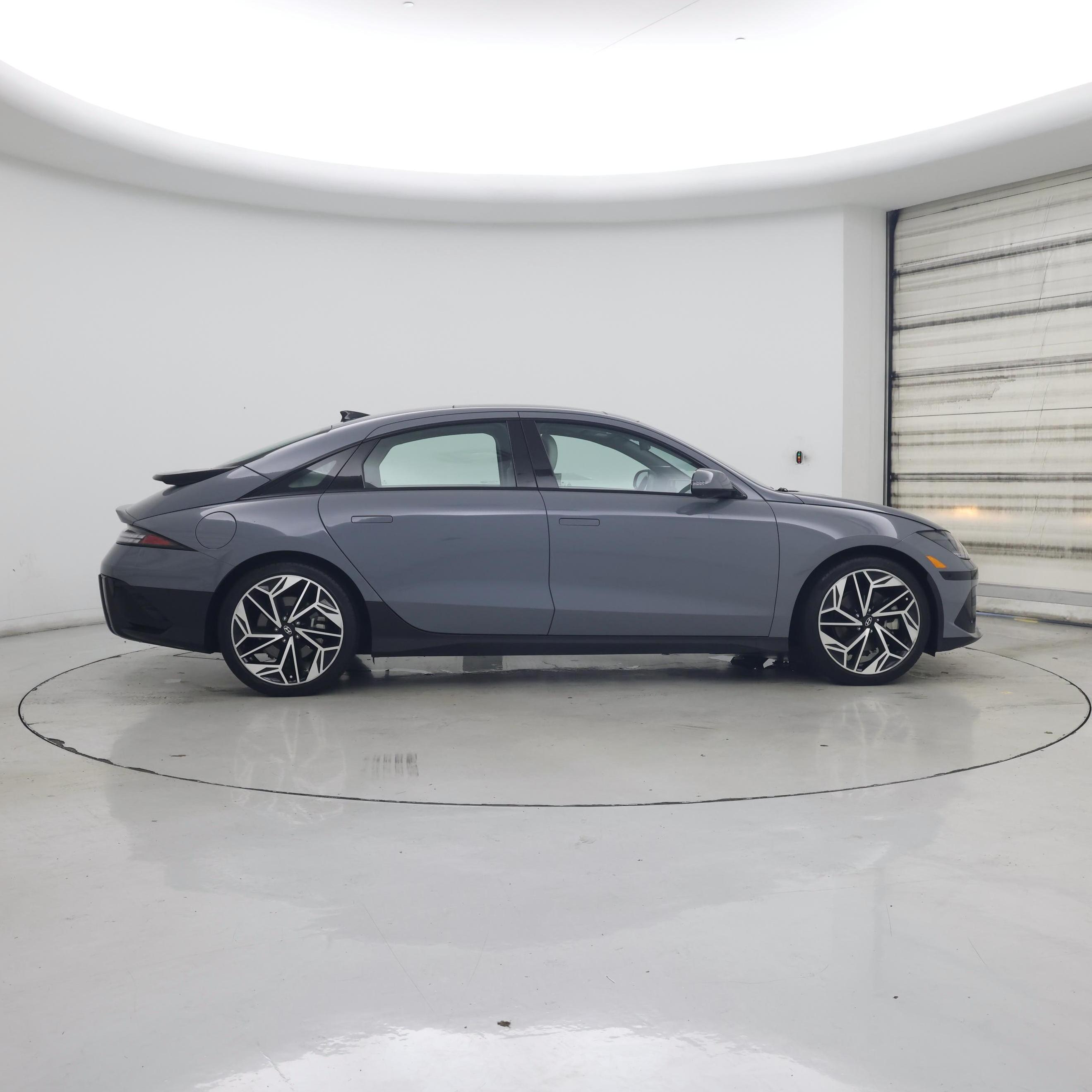 Thumbnail: 2023 Hyundai Ioniq 6 - 7