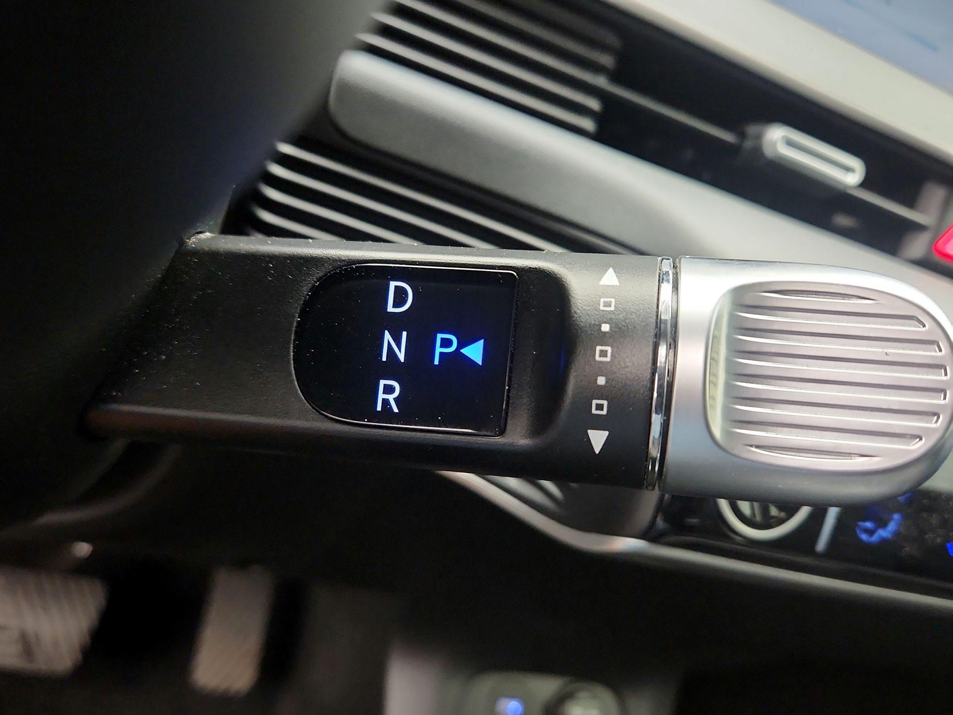 Thumbnail: 2024 Hyundai Ioniq 5 - 18