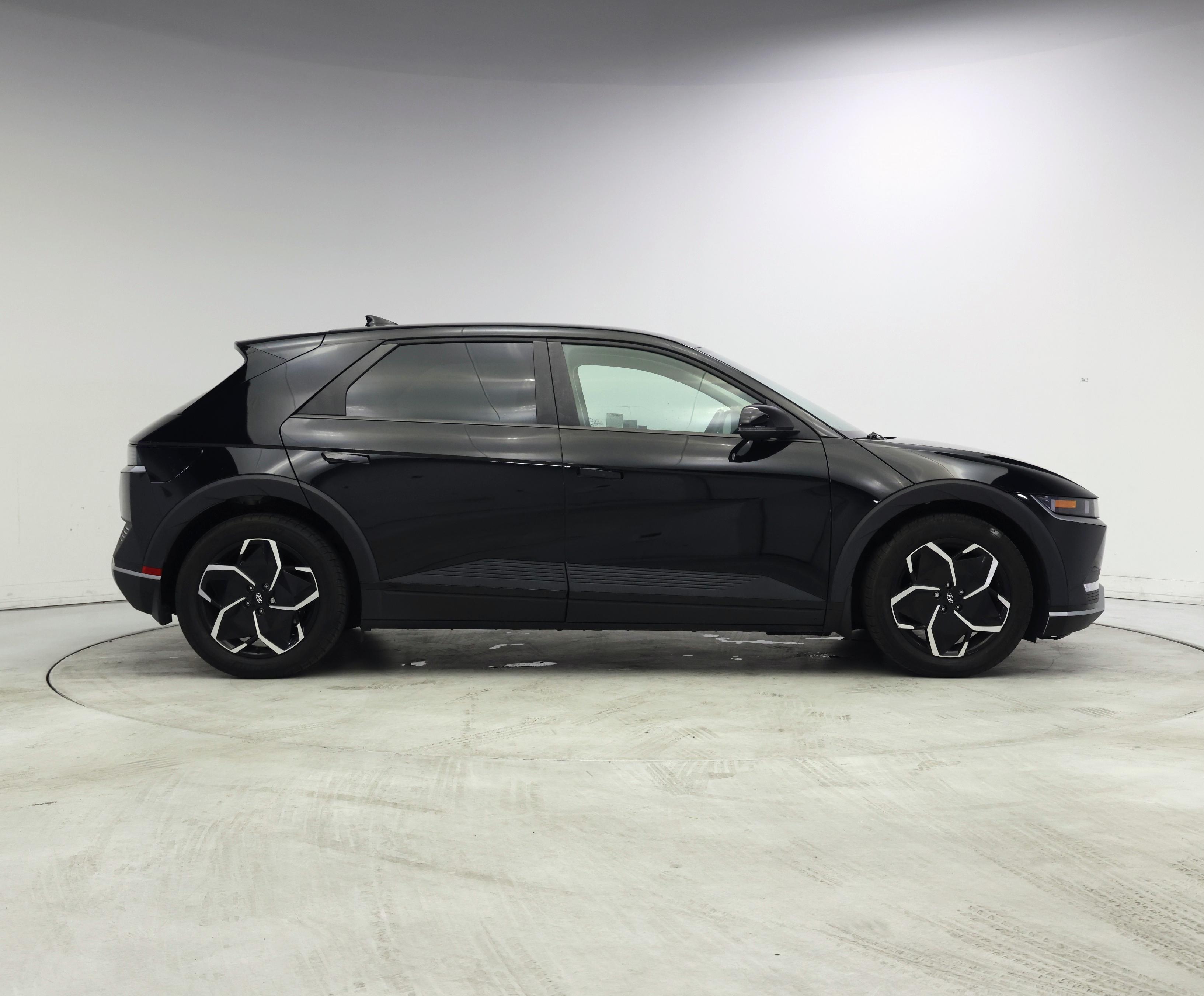 Thumbnail: 2024 Hyundai Ioniq 5 - 7