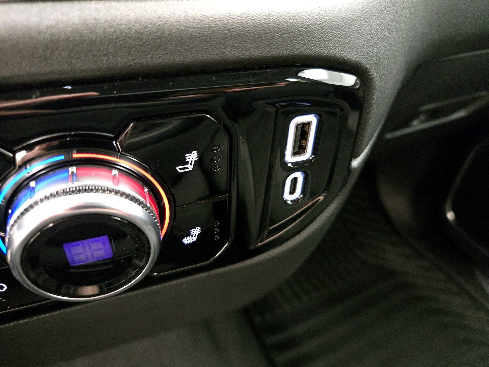 2024 GMC Sierra 1500 Elevation - Photo 19