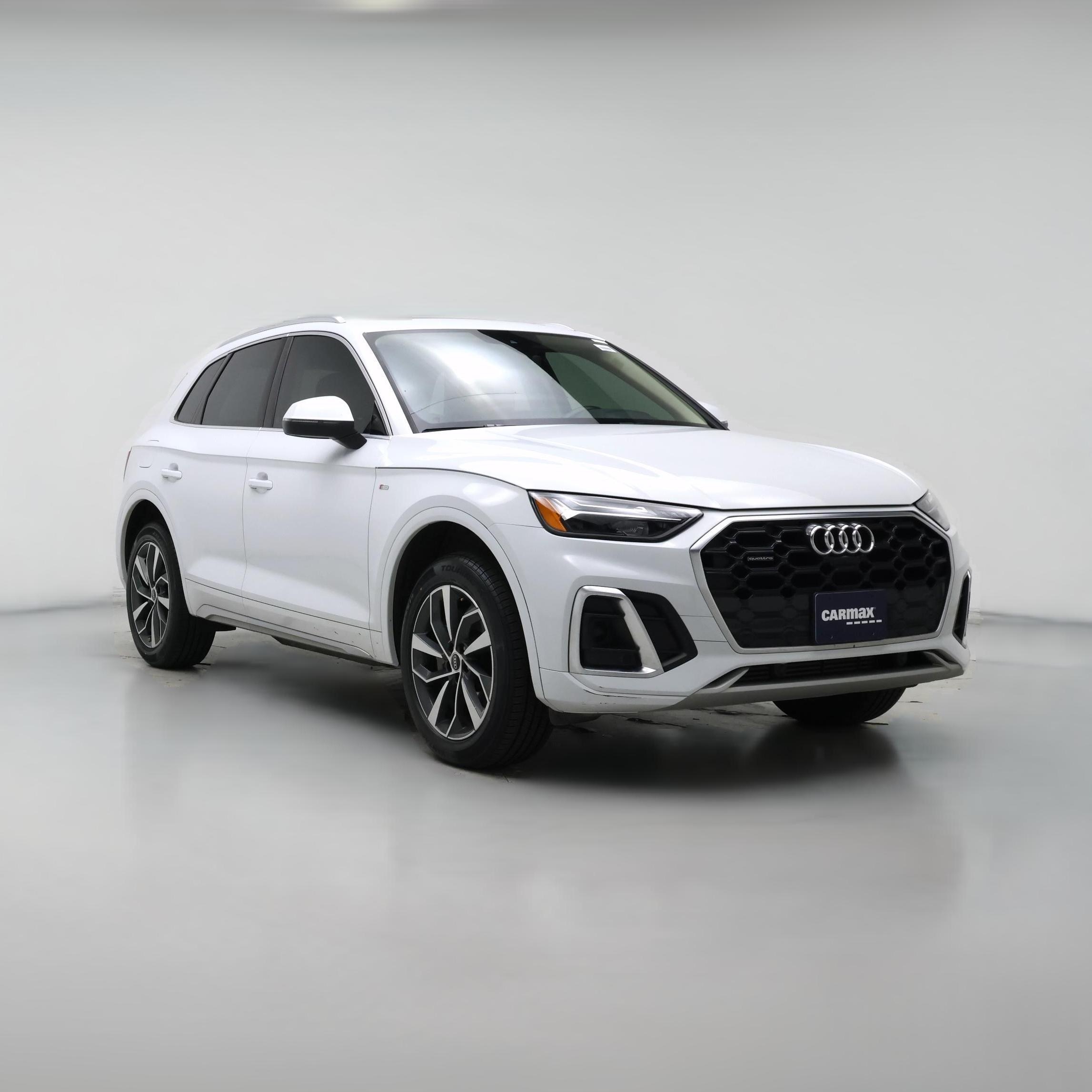 Thumbnail: 2023 Audi Q5 - 1