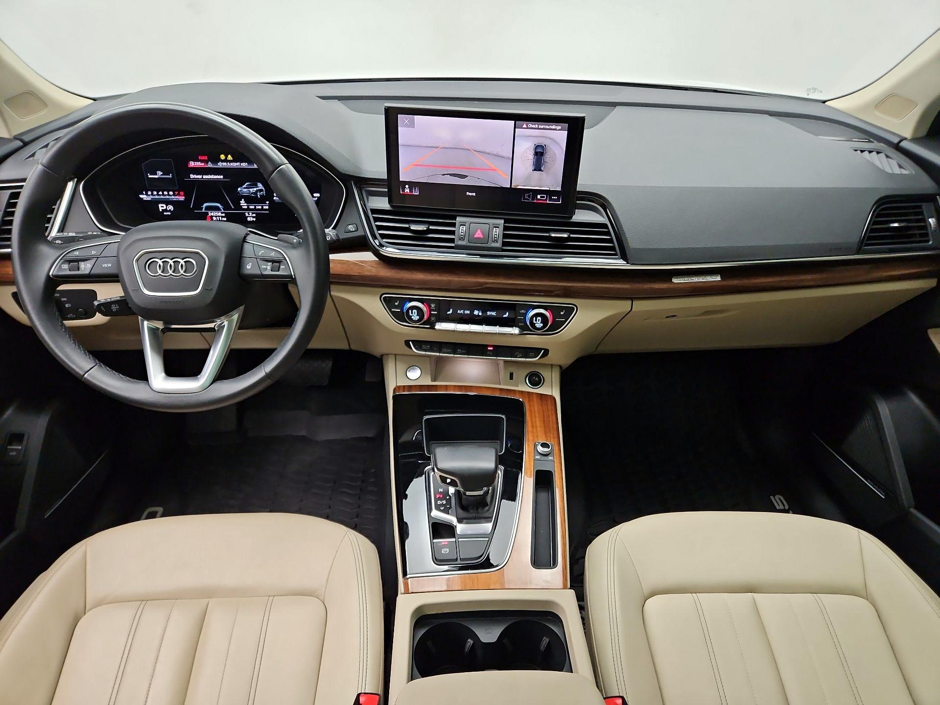 Thumbnail: 2023 Audi Q5 - 9