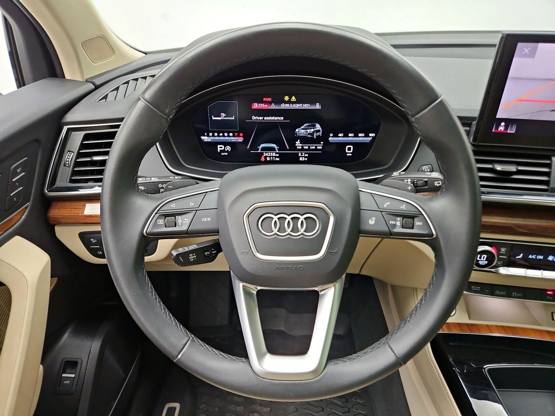 Thumbnail: 2023 Audi Q5 - 10