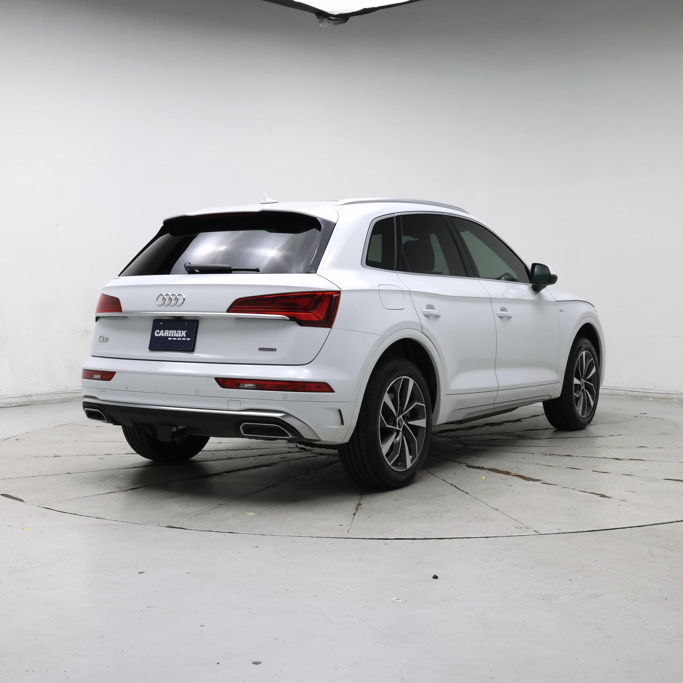 Thumbnail: 2023 Audi Q5 - 8