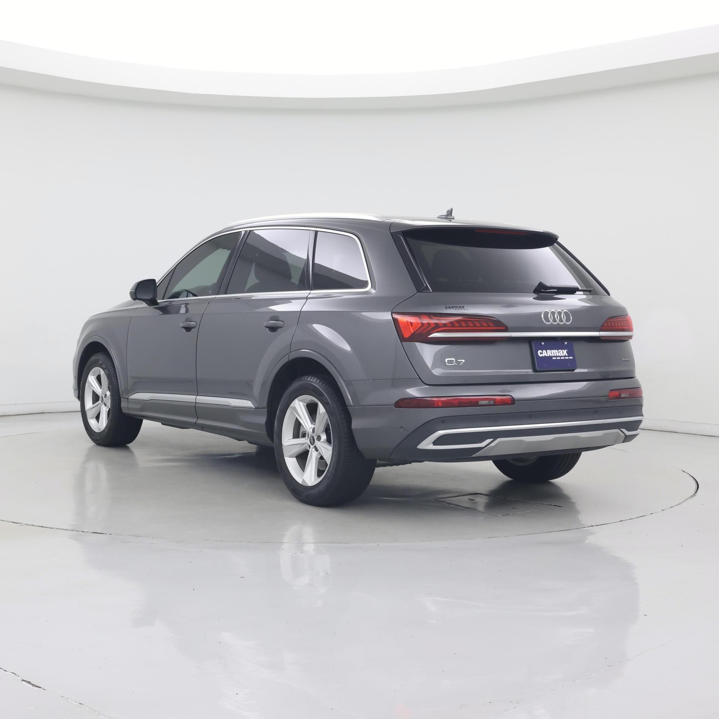 Thumbnail: 2023 Audi Q7 - 2