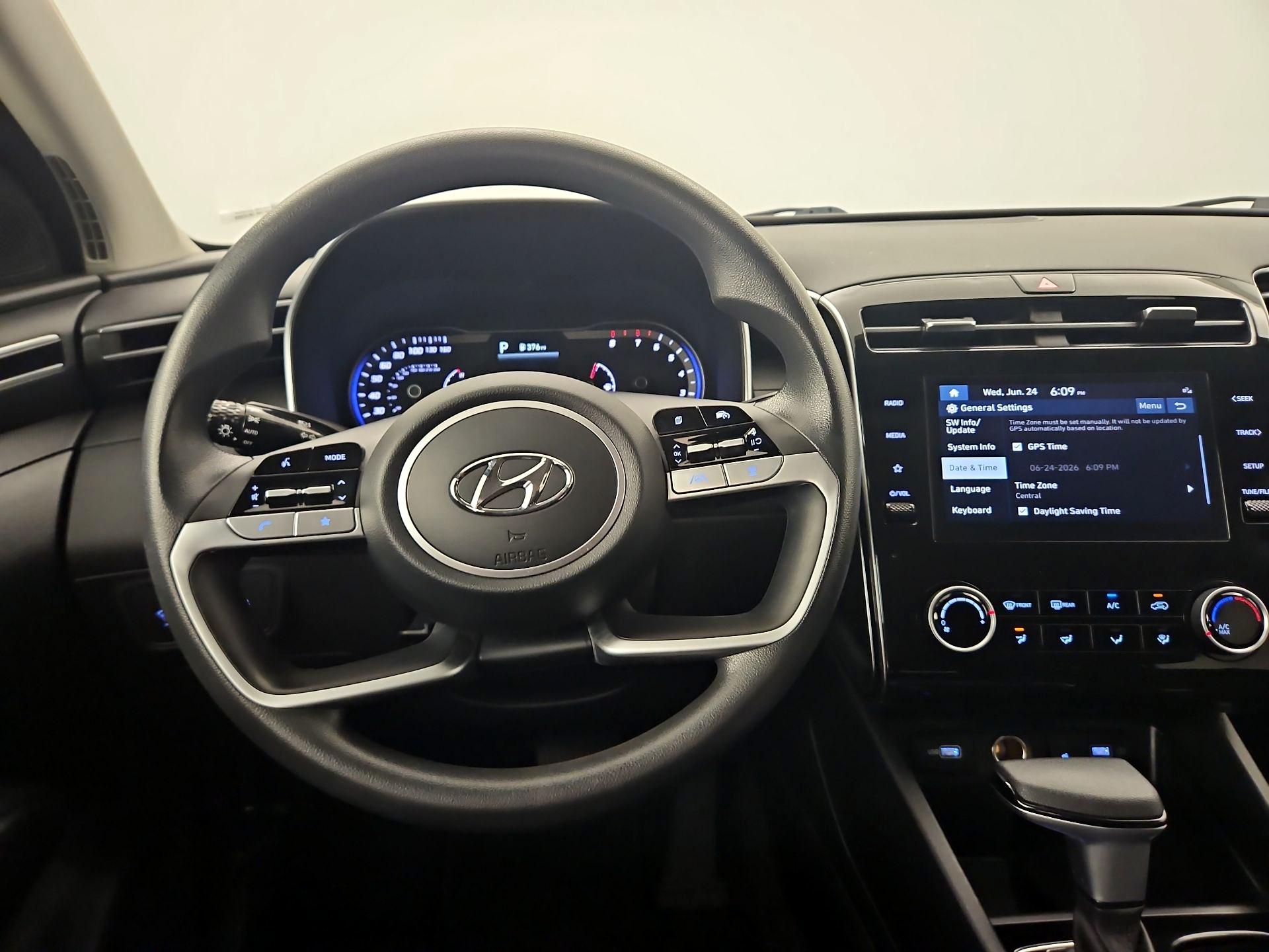 Thumbnail: 2023 Hyundai Tucson - 10