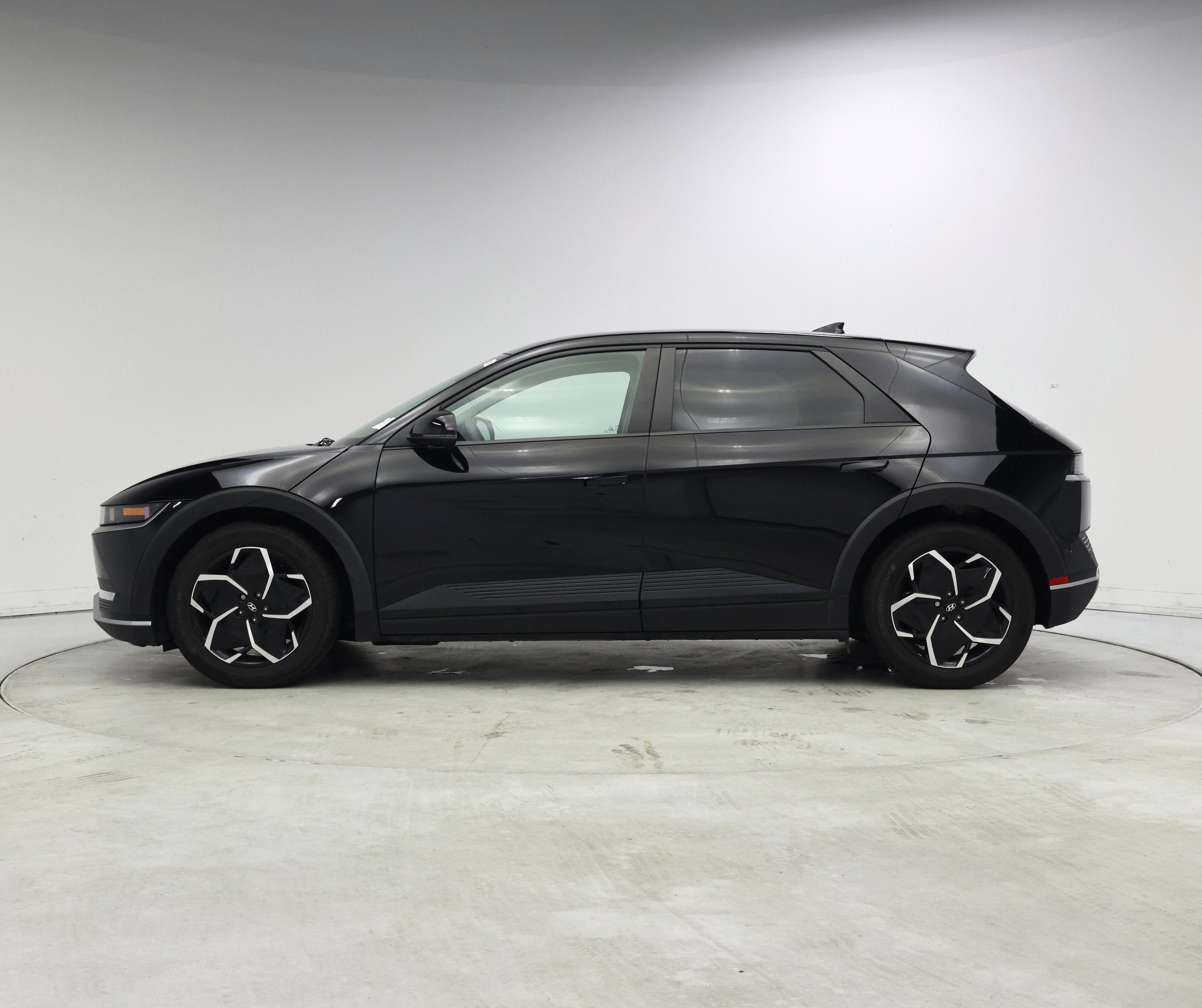 Thumbnail: 2024 Hyundai Ioniq 5 - 3