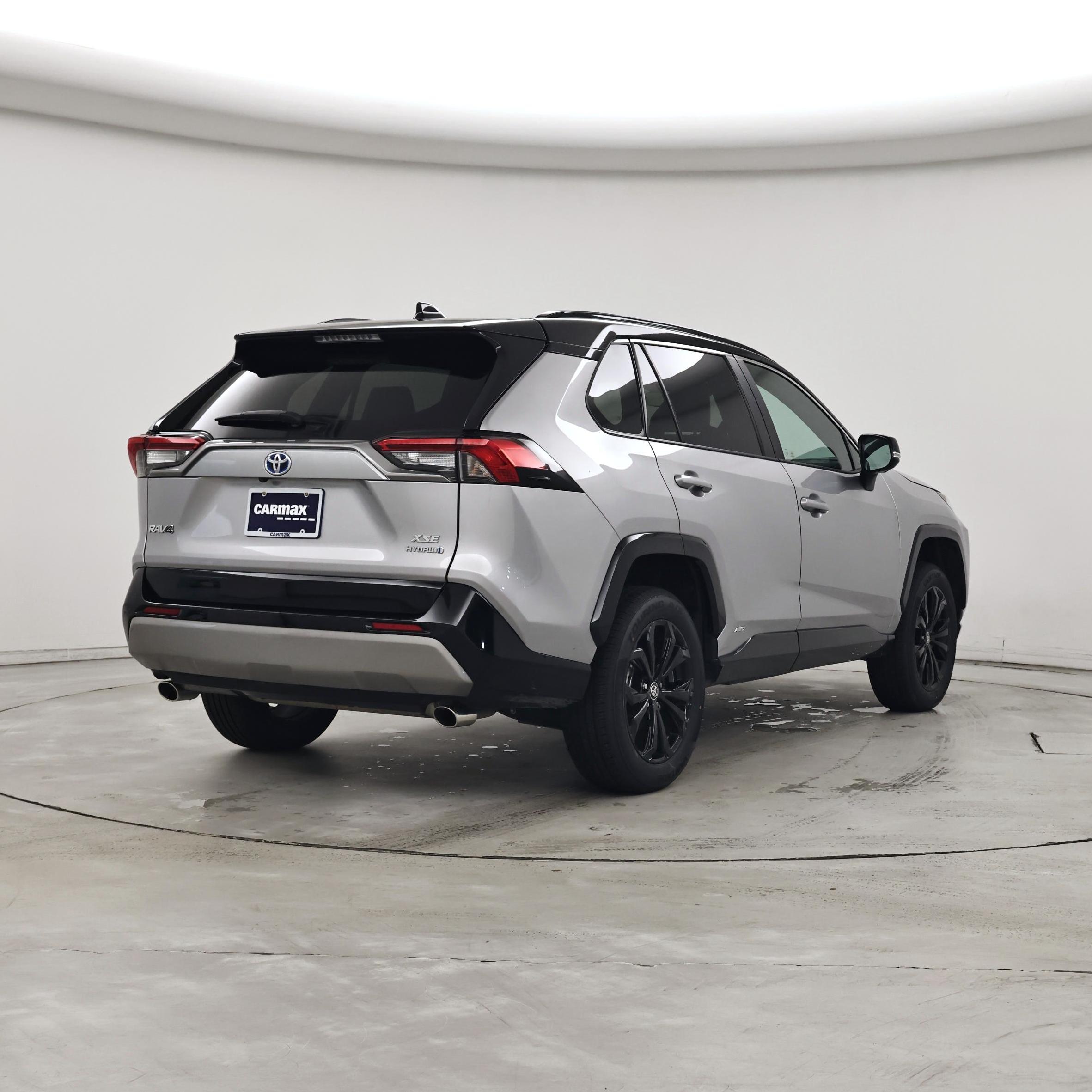 Thumbnail: 2023 Toyota RAV4 - 8