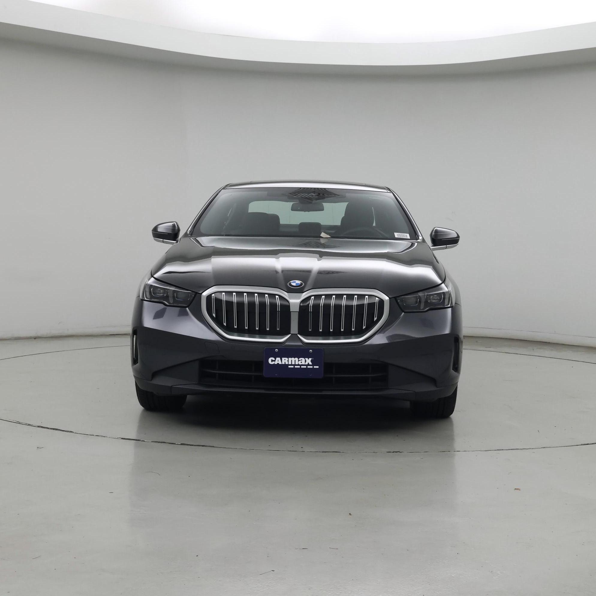Thumbnail: 2025 BMW 5 Series - 5
