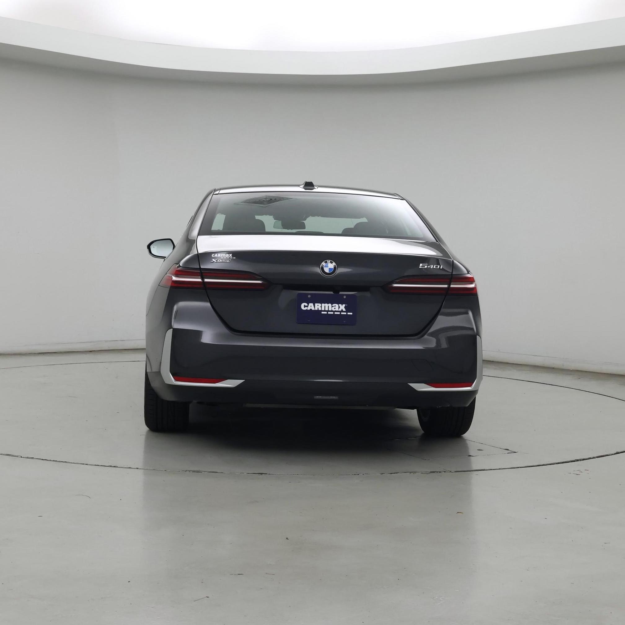 Thumbnail: 2025 BMW 5 Series - 6