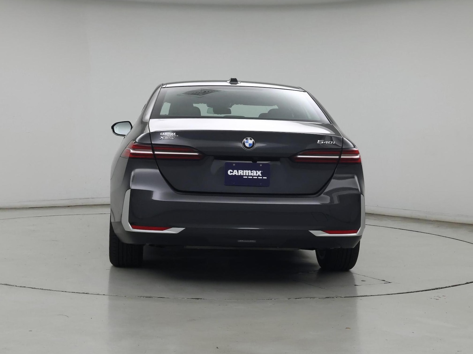 2025 BMW 5 Series 540i - Photo 7