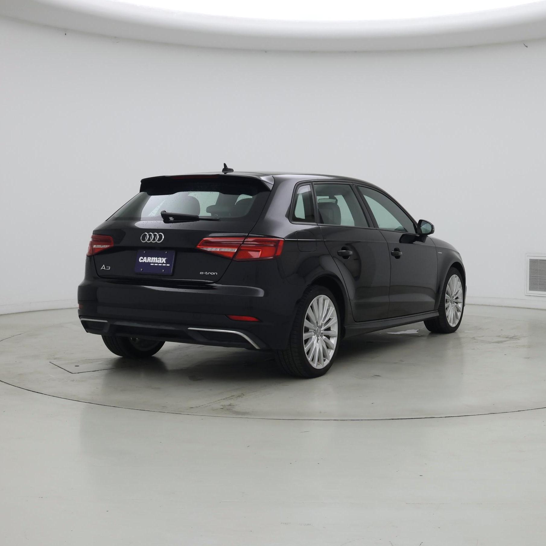 Thumbnail: 2017 Audi A3 - 8