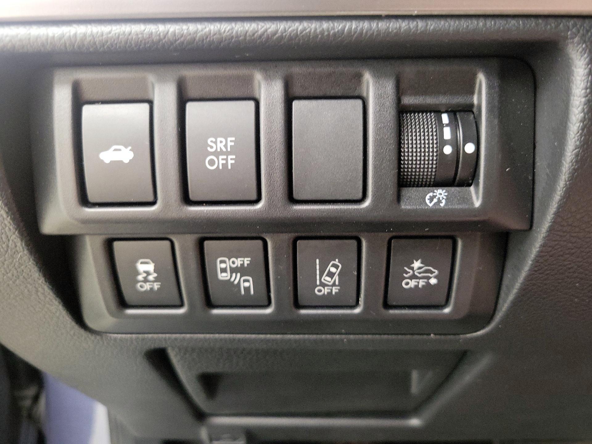 Thumbnail: 2015 Subaru Legacy - 13